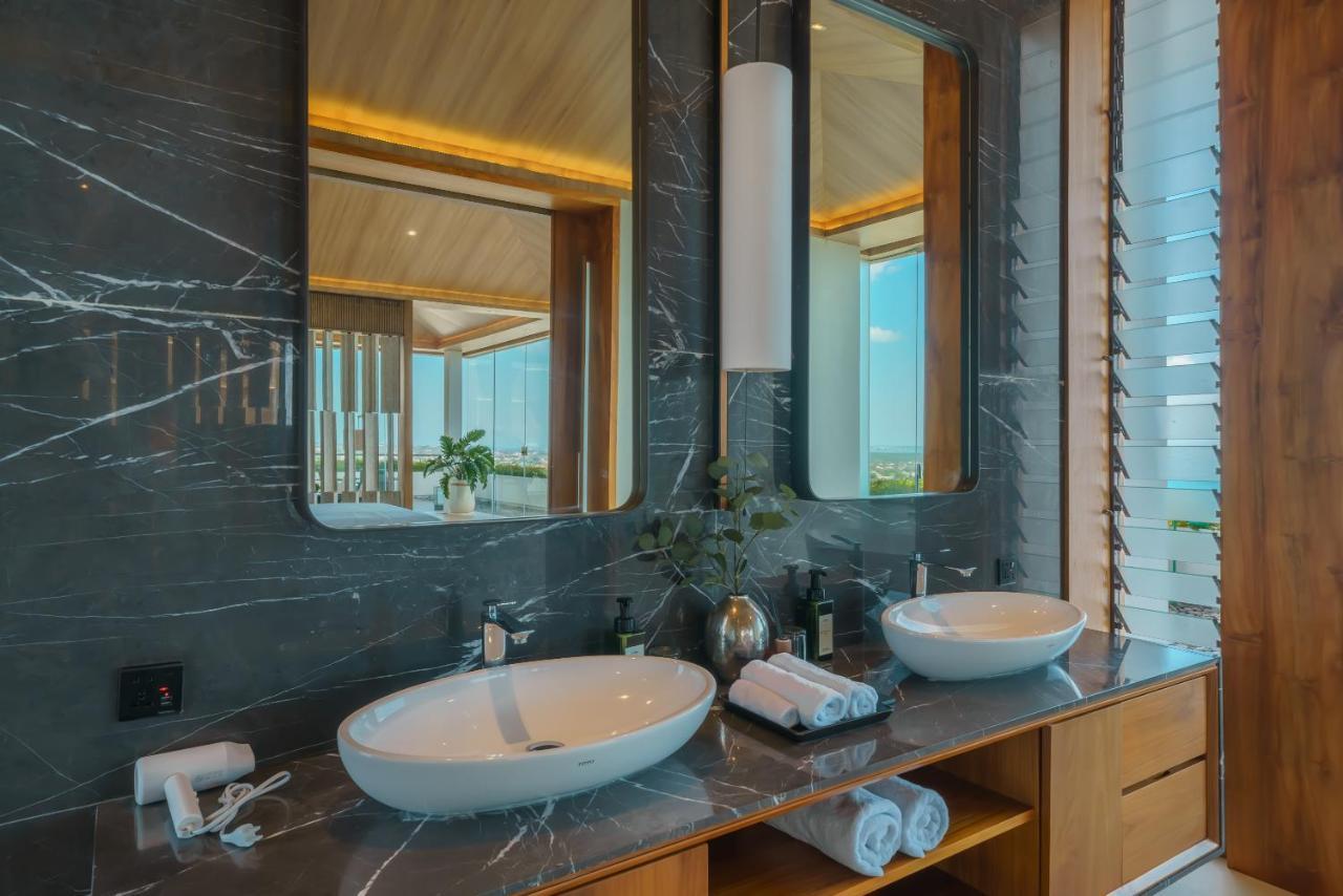 Beyond The Sea - Luxe Sea View In *