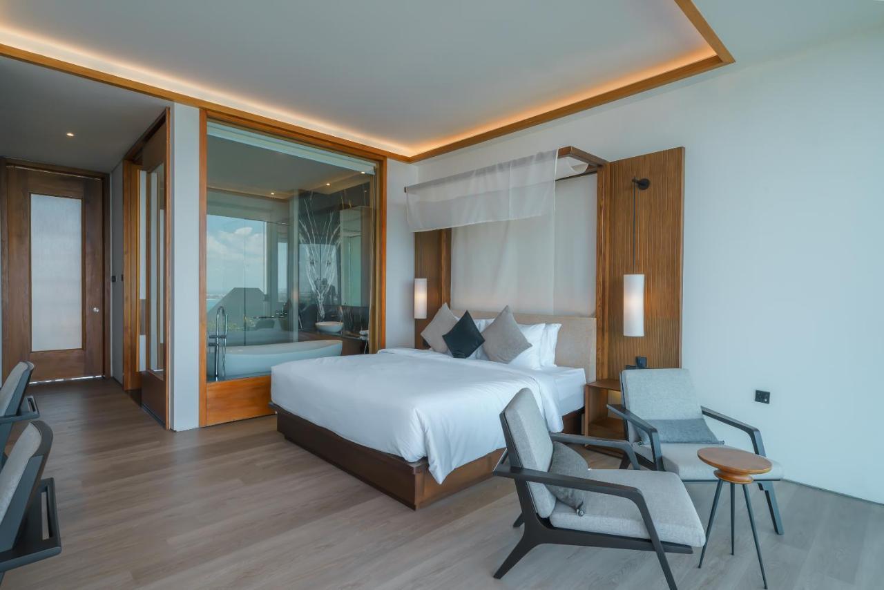 Beyond The Sea - Luxe Sea View In