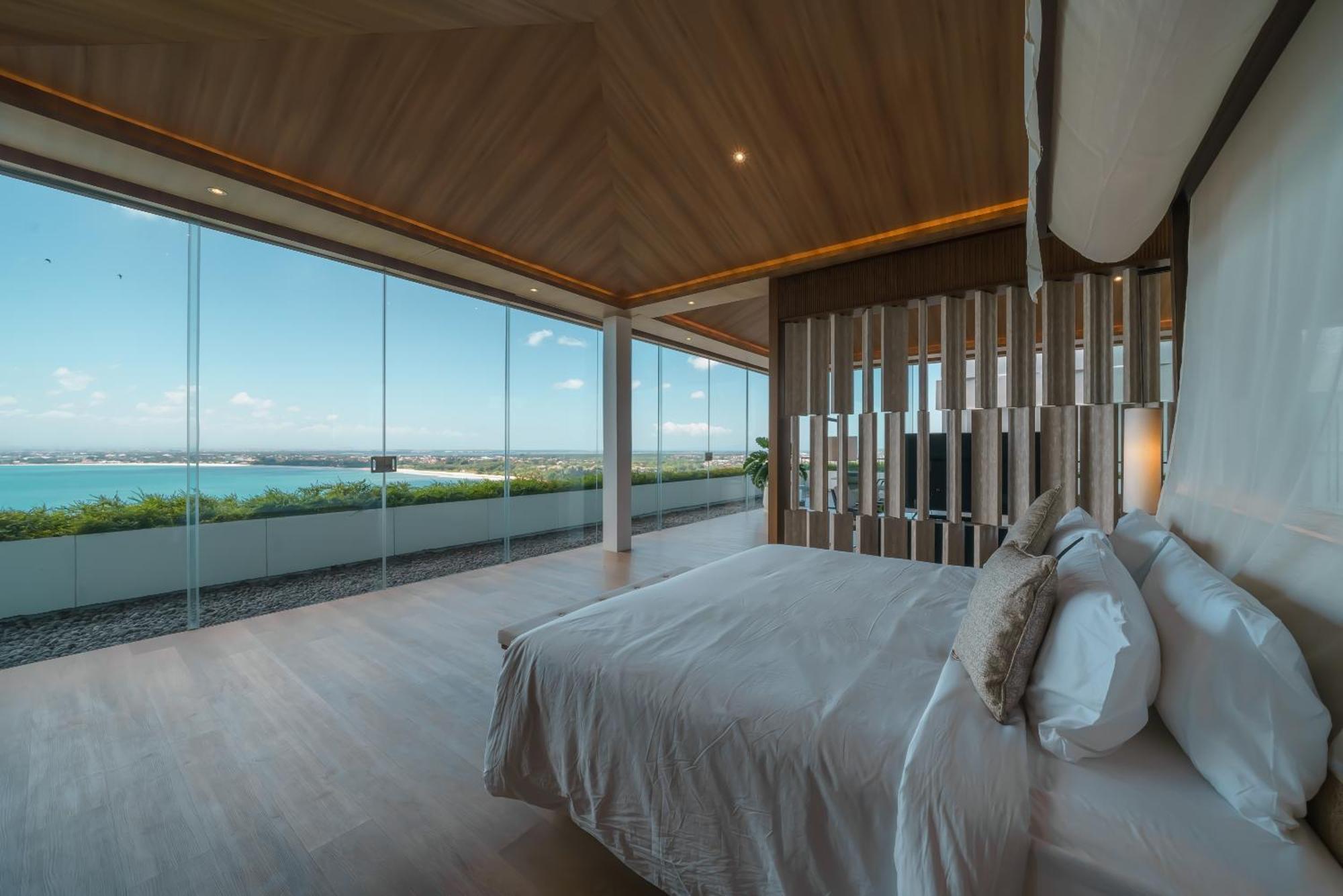 Beyond The Sea - Luxe Sea View In Villa