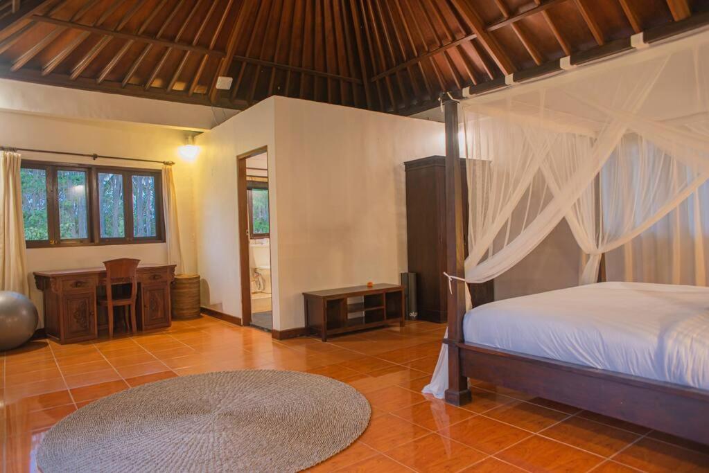 Huge W/ Pool And Spectacular Rooftop Patio! Ubud (Bali)