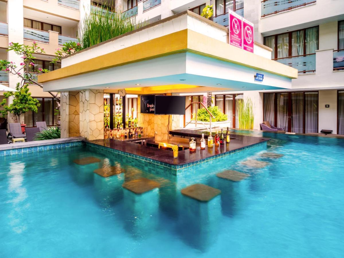 Aston Kuta And Hotel 4*
