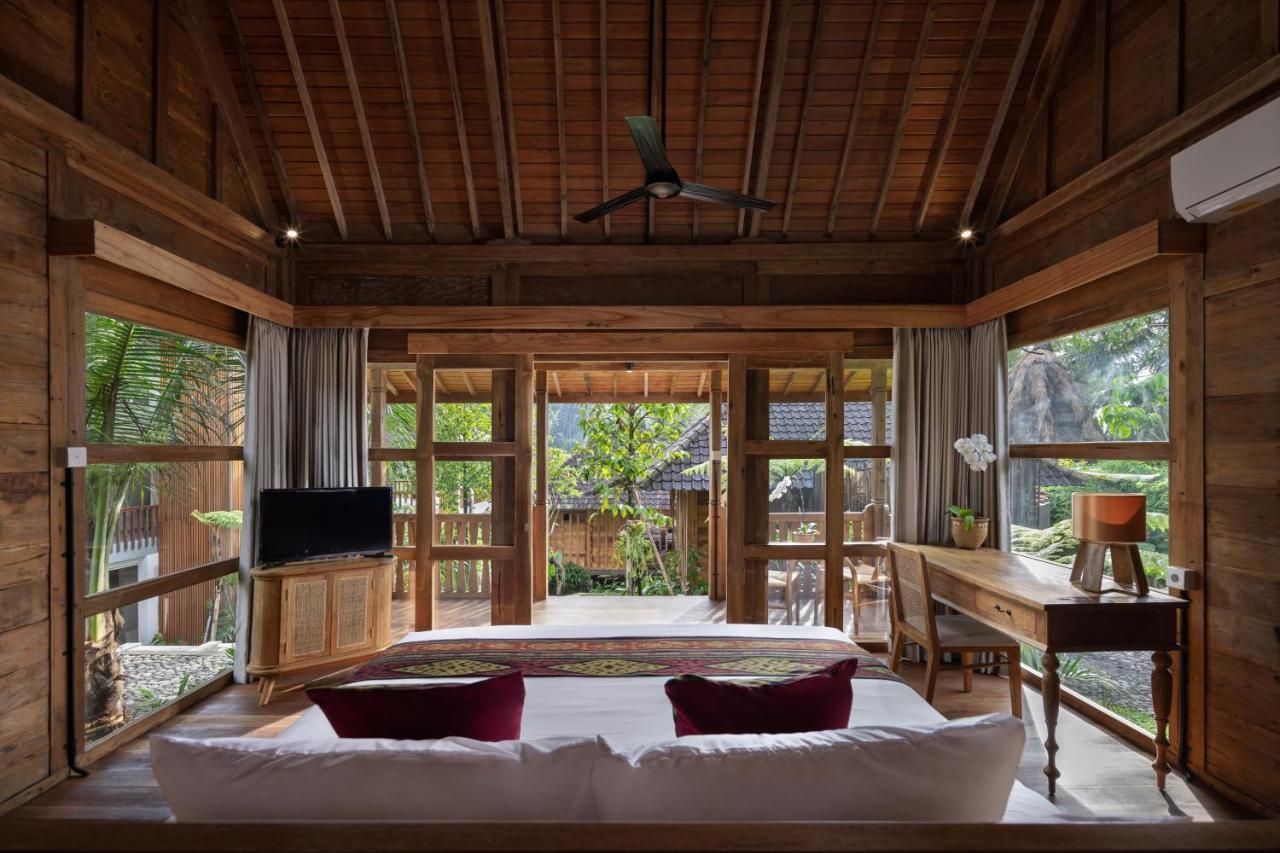 Resor Rumah Kayu Ubud (Bali)