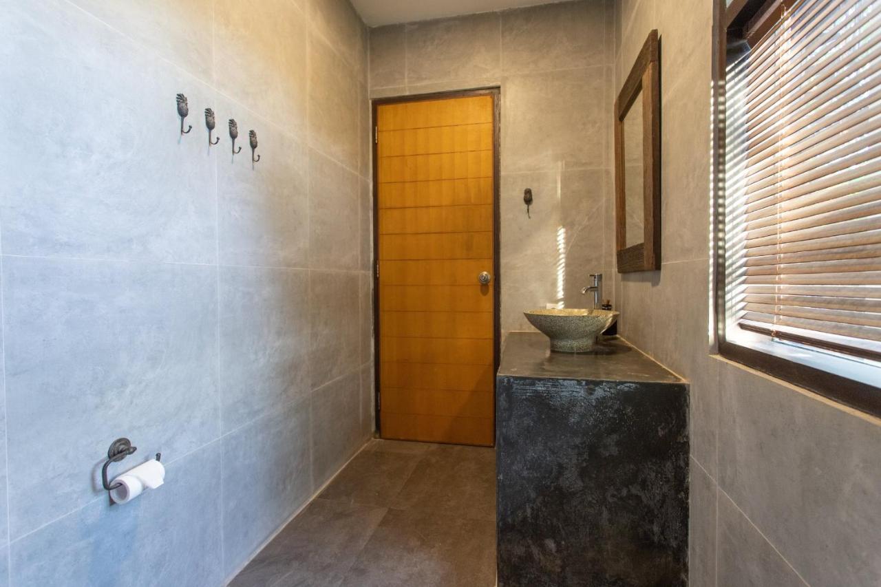 Surf House Santai Balian Villa Tabanan (Bali)