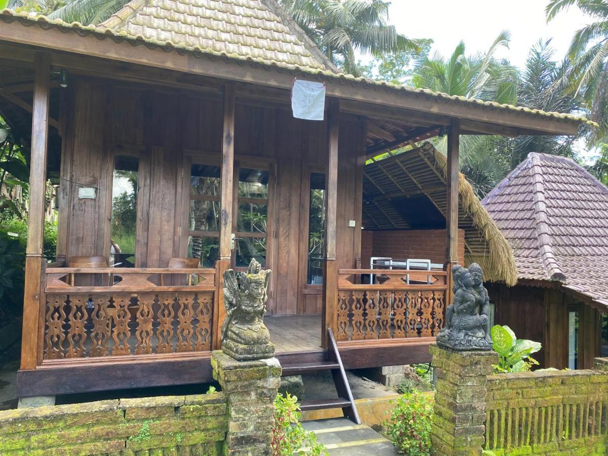 Holiday park Wooden House And