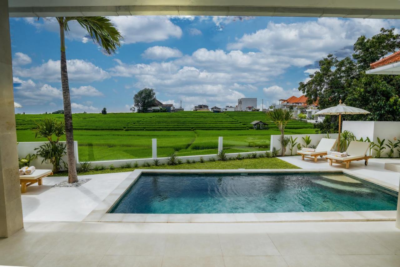 Villa Santorini Sunset New 4 Bedroom With Beautiful Rice Paddy View And A Large Pool *