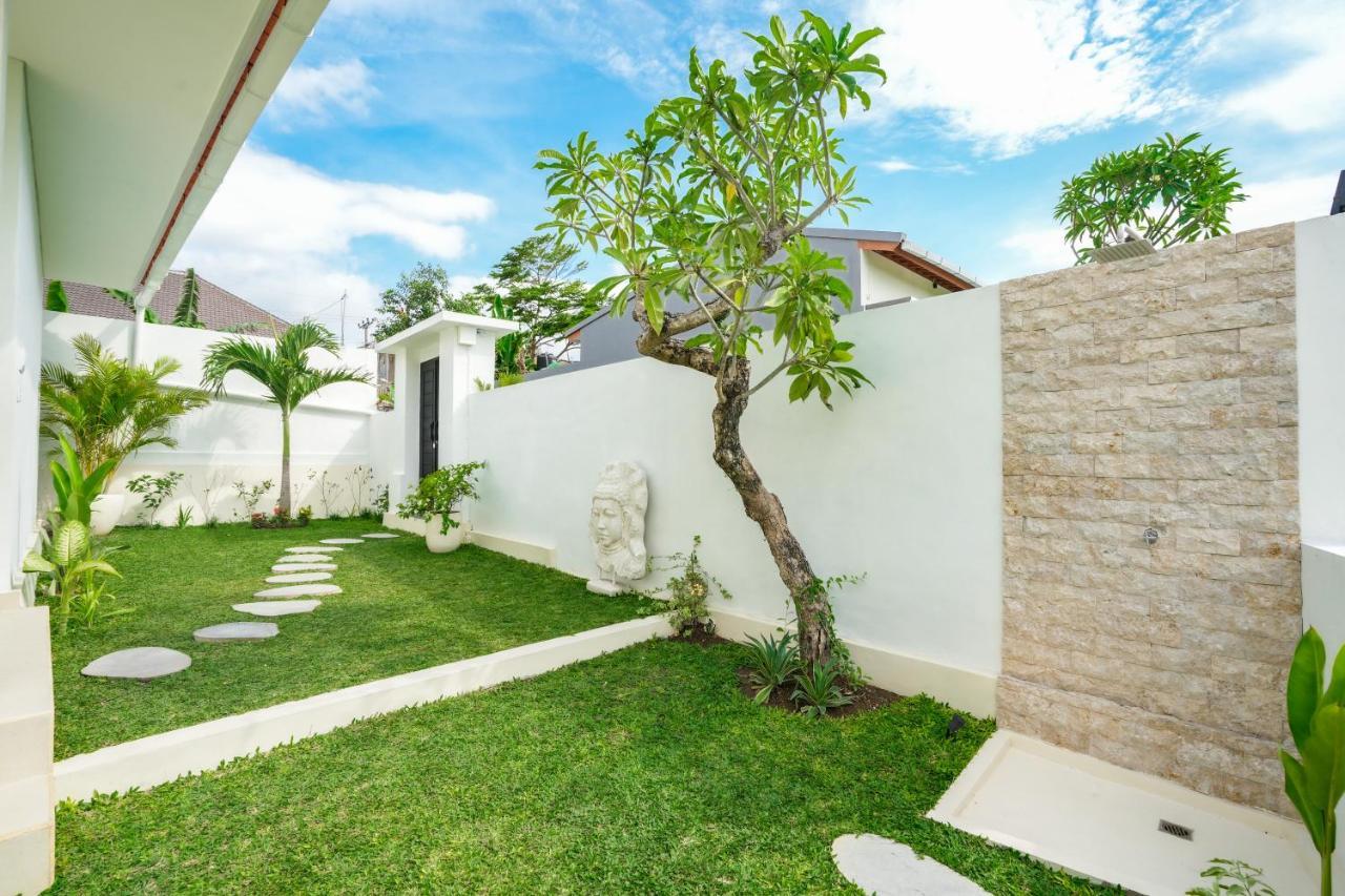 Santorini Sunset New 4 Bedroom With Beautiful Rice Paddy View And A Large Pool