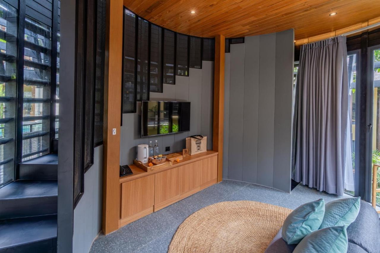 & By Ini Vie Hospitality