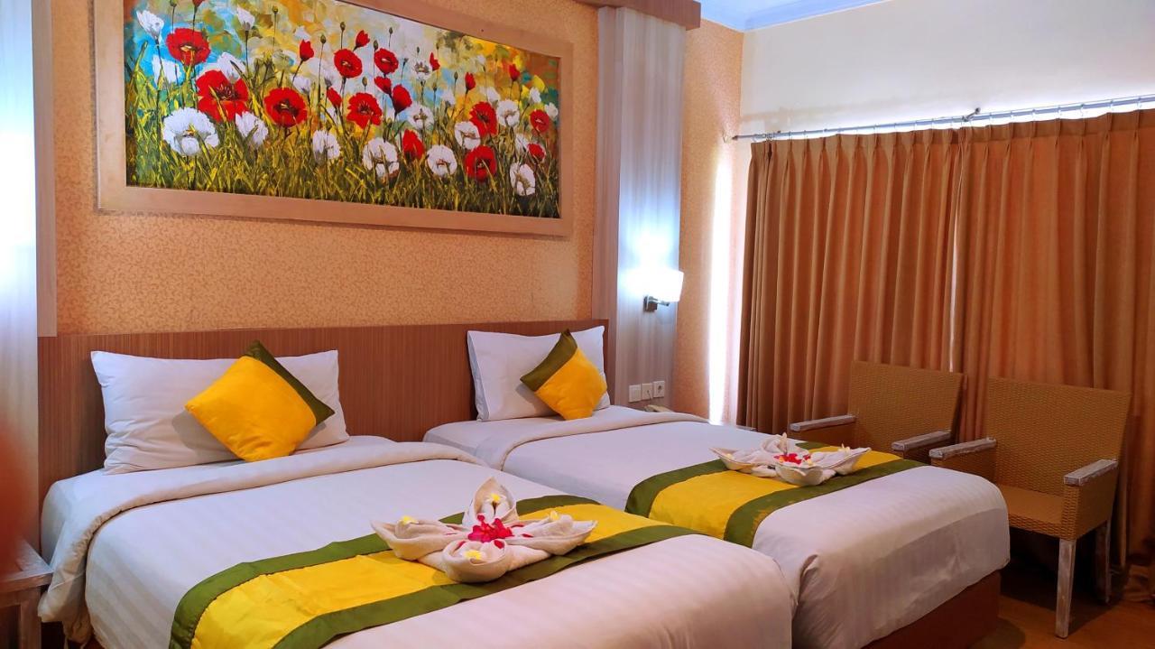 Hotel Puri Saron 3*