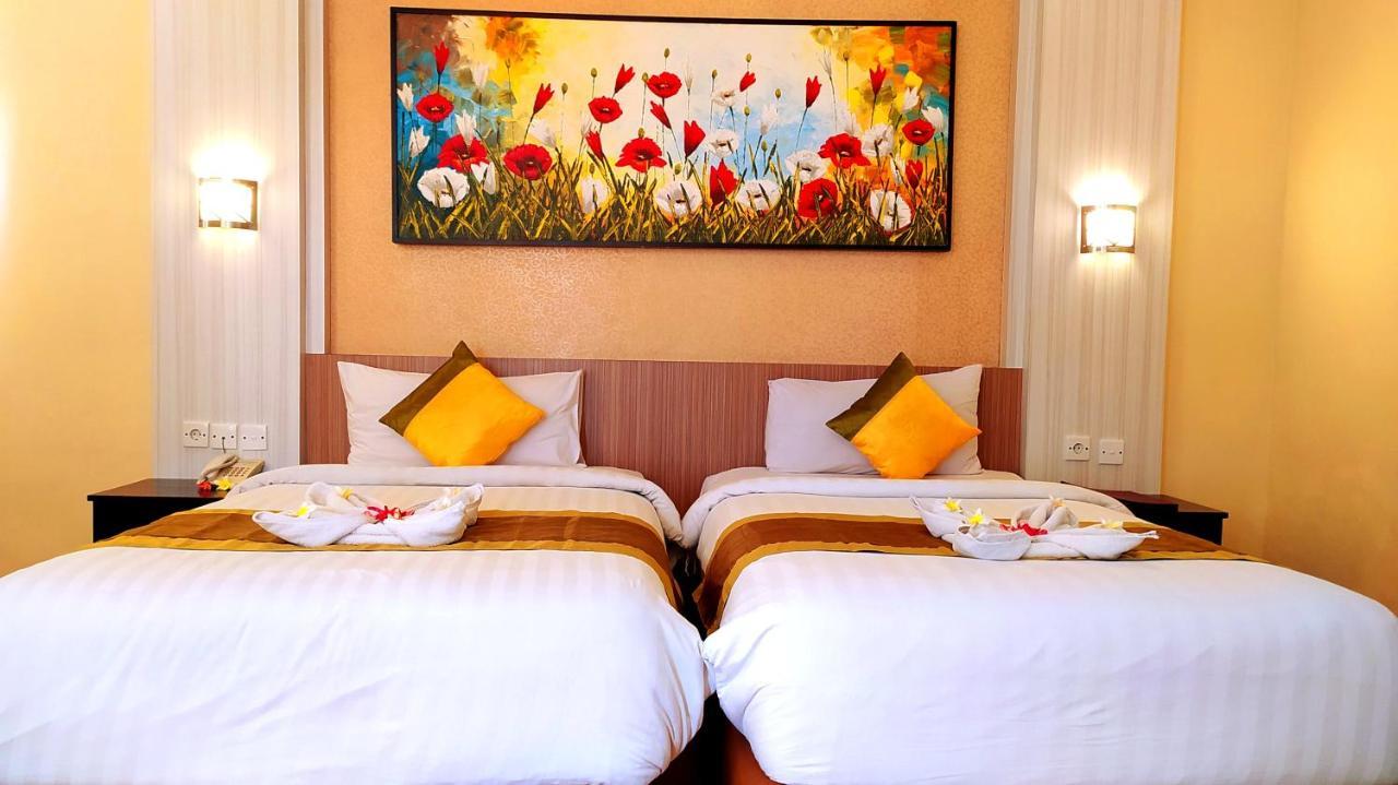 Hotel Puri Saron 3*