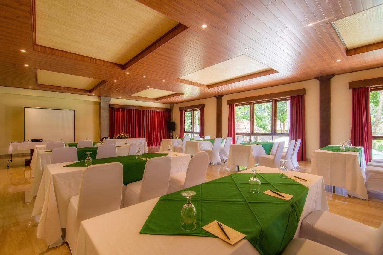 Champlung Sari And Hotel 3*