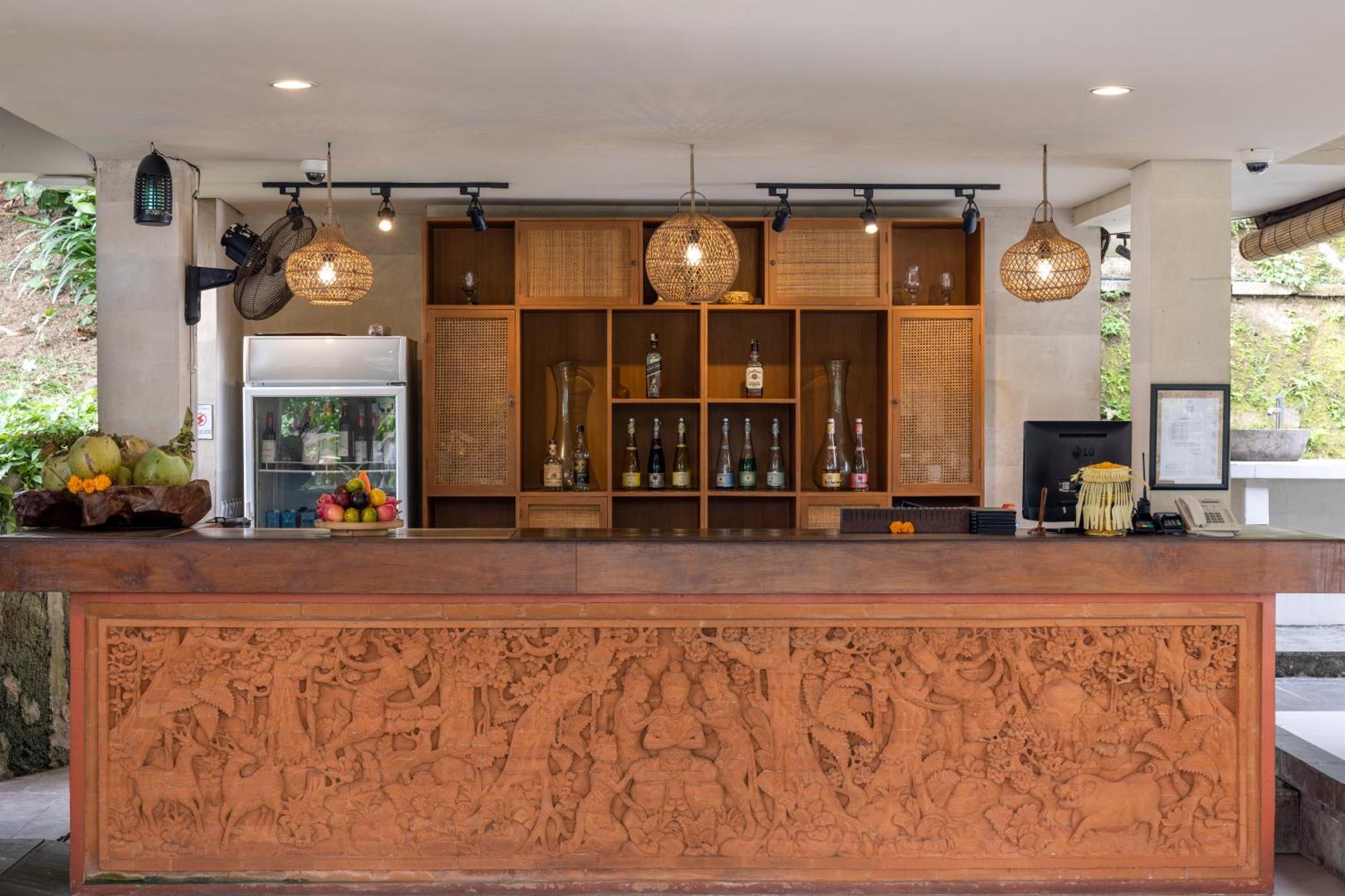 Resort Santi Mandala & 4*