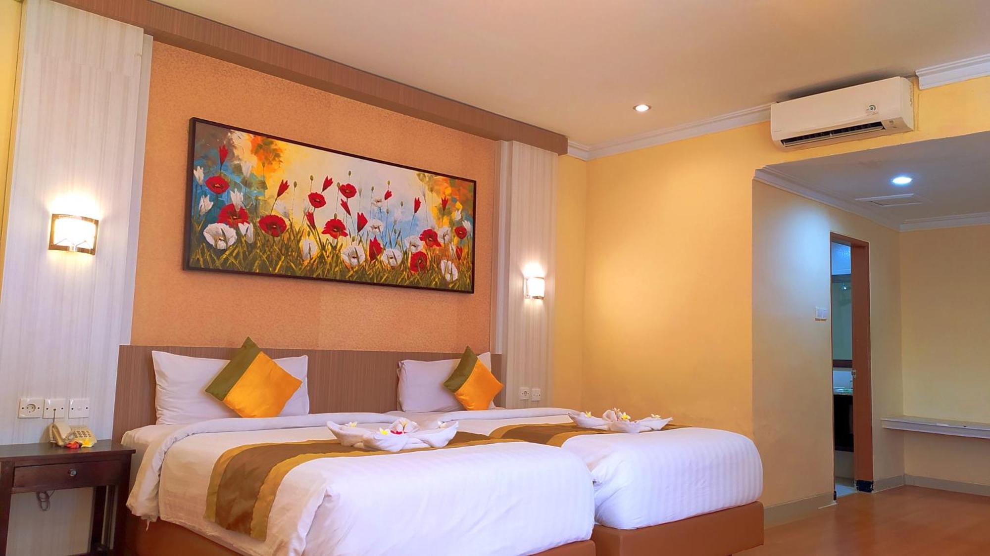 Hotel Puri Saron 3*