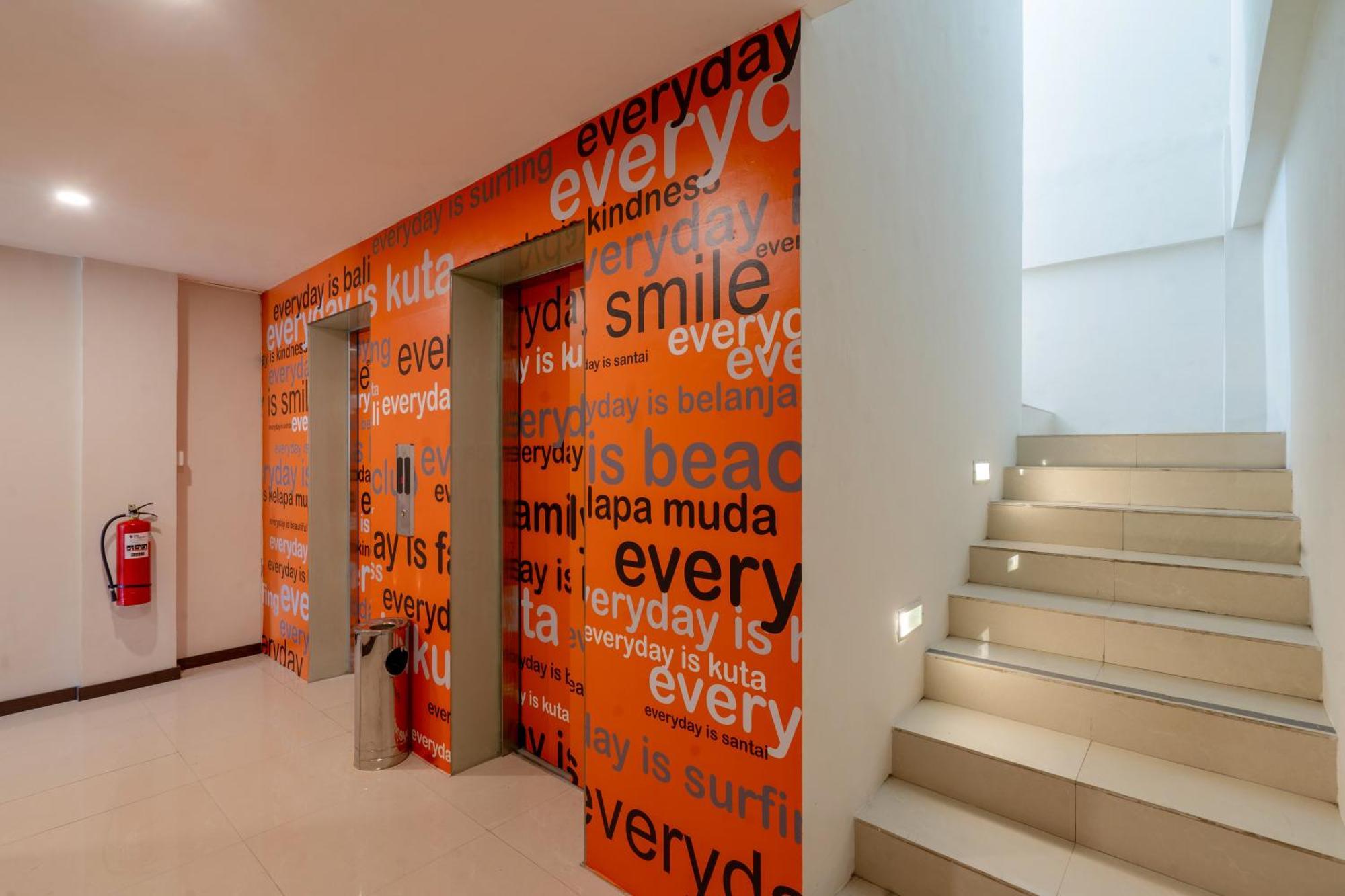 Everyday Kuta Hotel 3*