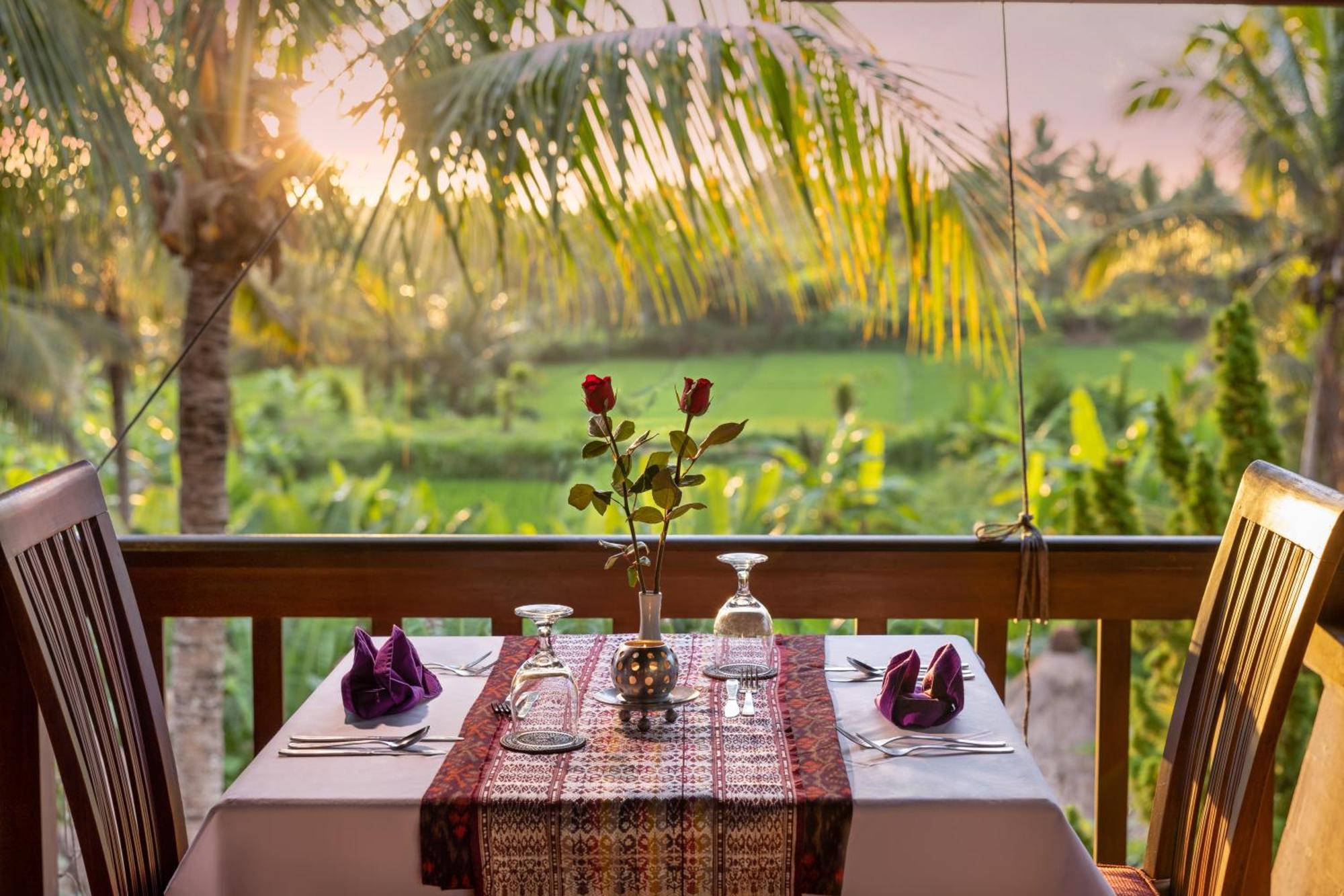 Kori Resort, Restaurant & Resort