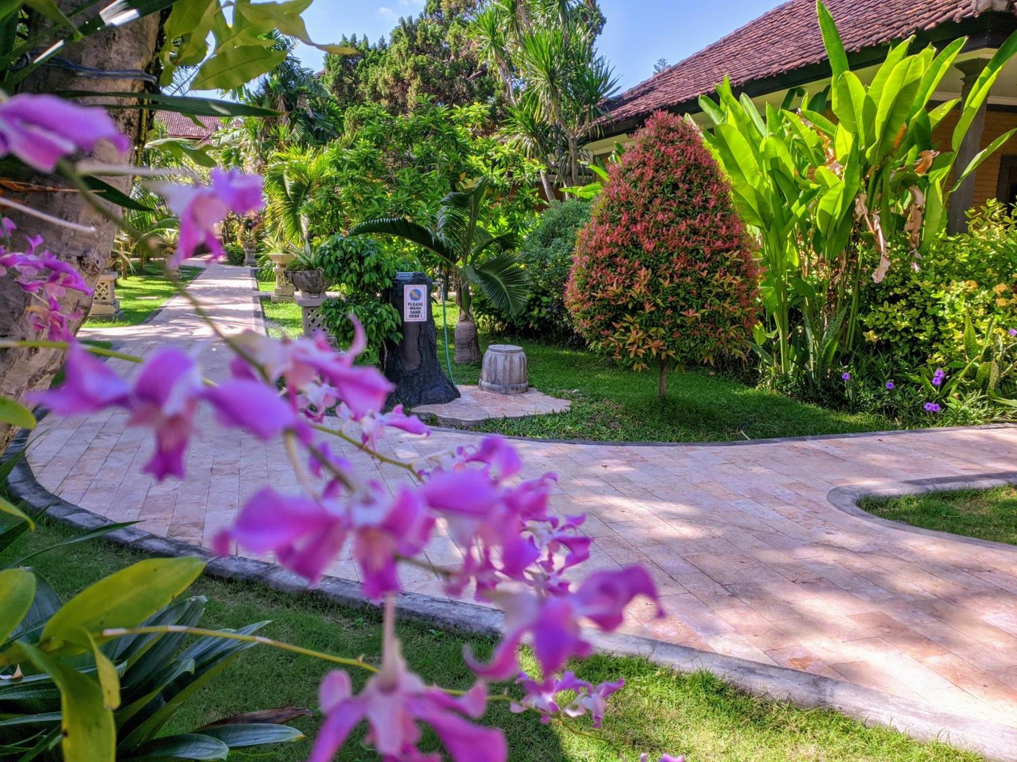 Satriya Hotel