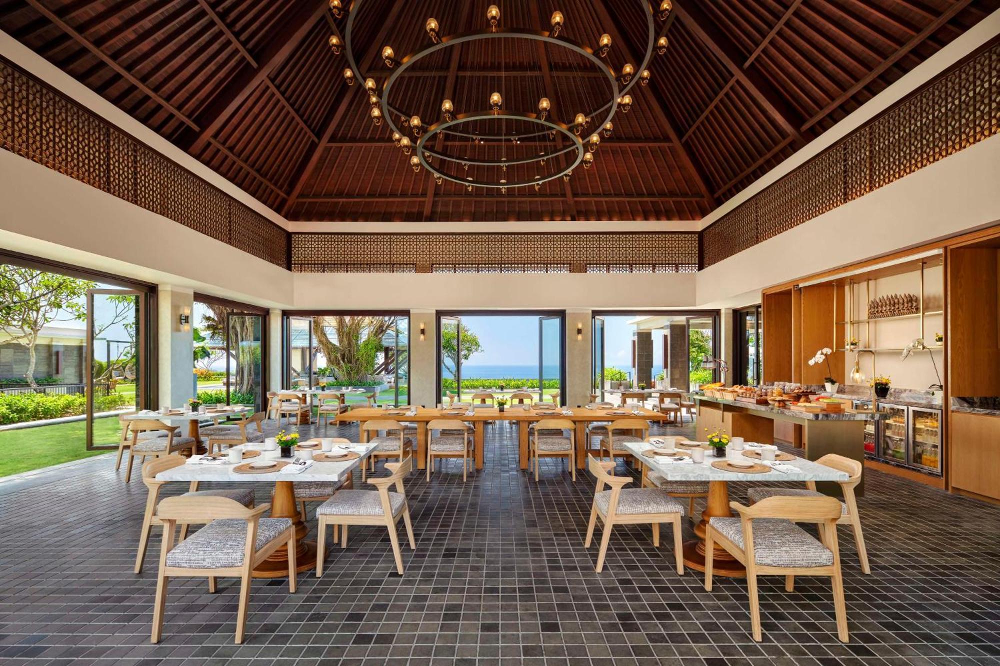 Resort Umana Bali, Lxr & By Hilton 5*