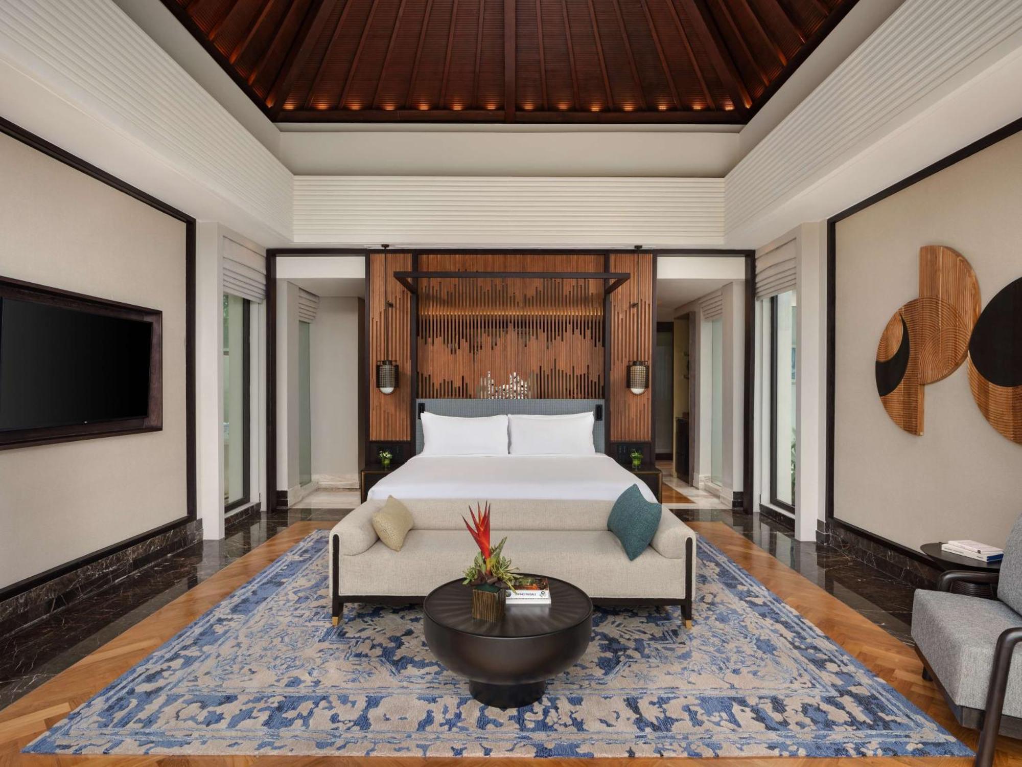Umana Bali, Lxr & By Hilton 5*