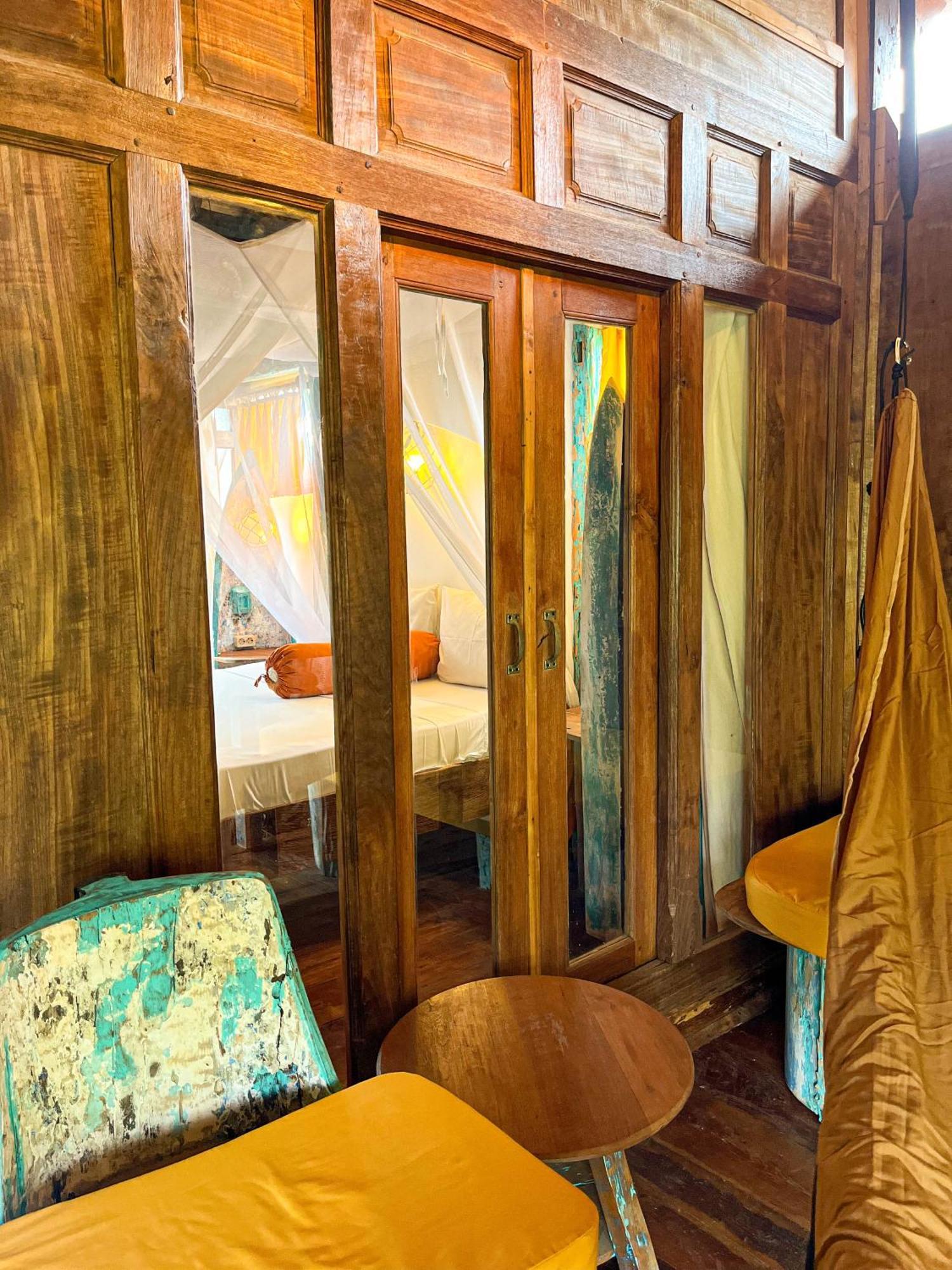 Hotel Blue Earth Village
