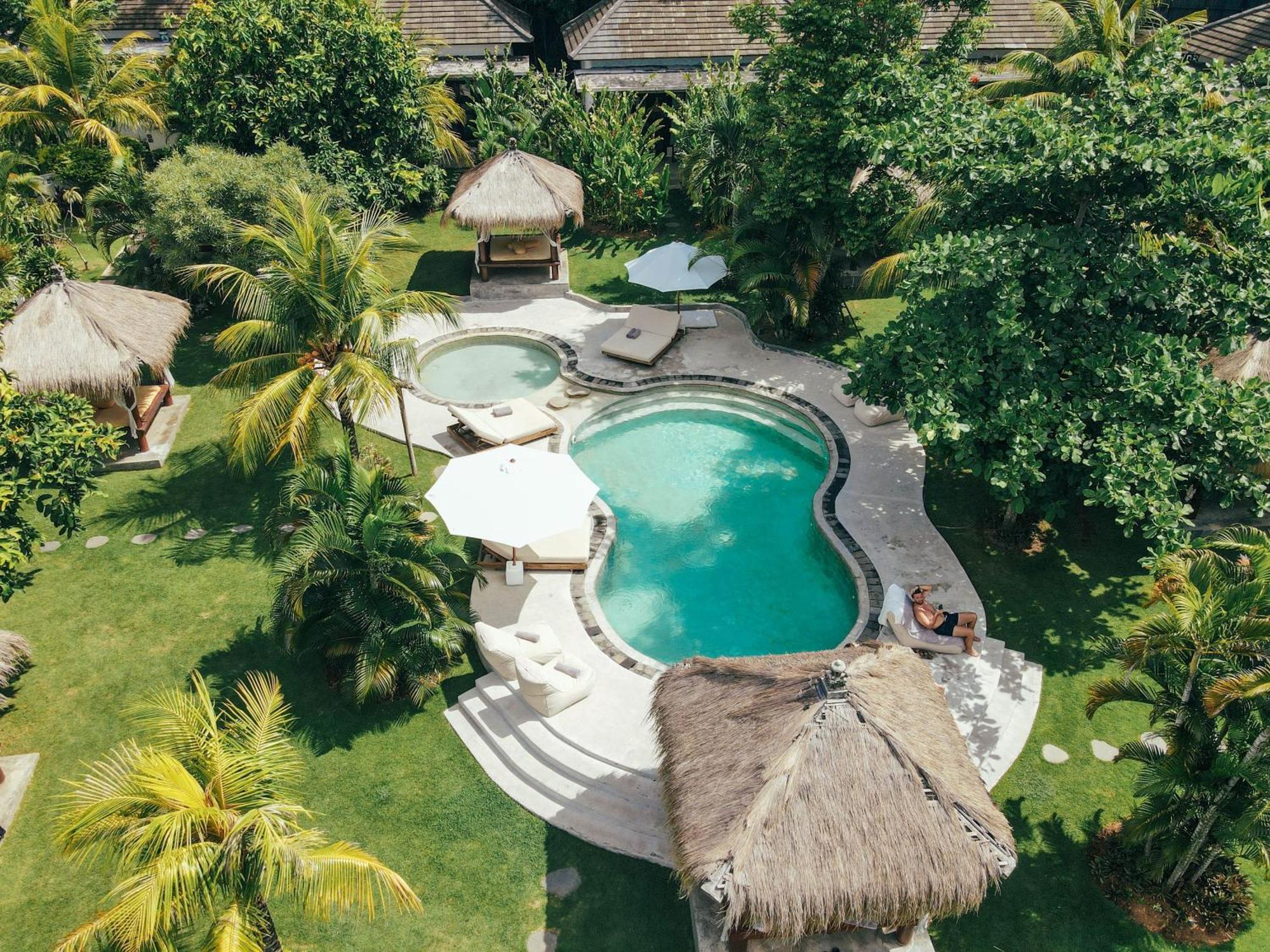 Village Bali Wisma tamu 4*