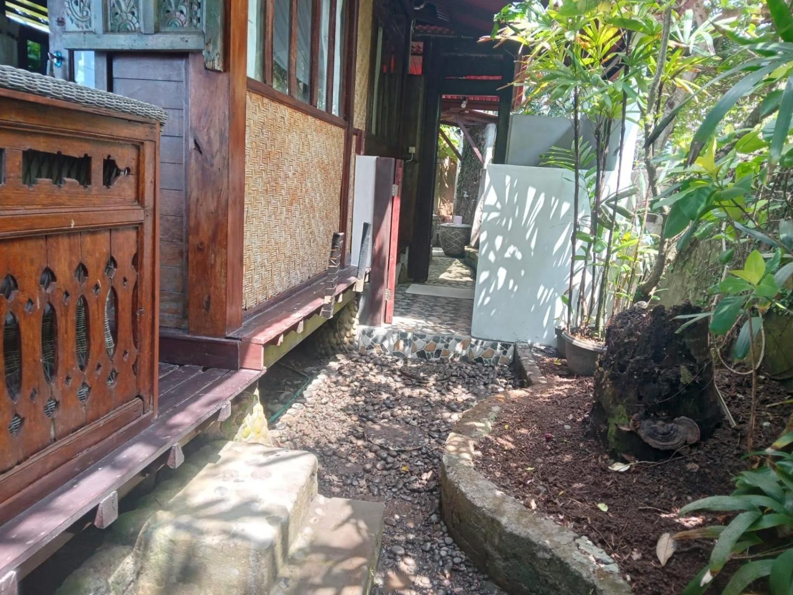 Hotel Pisces Balian