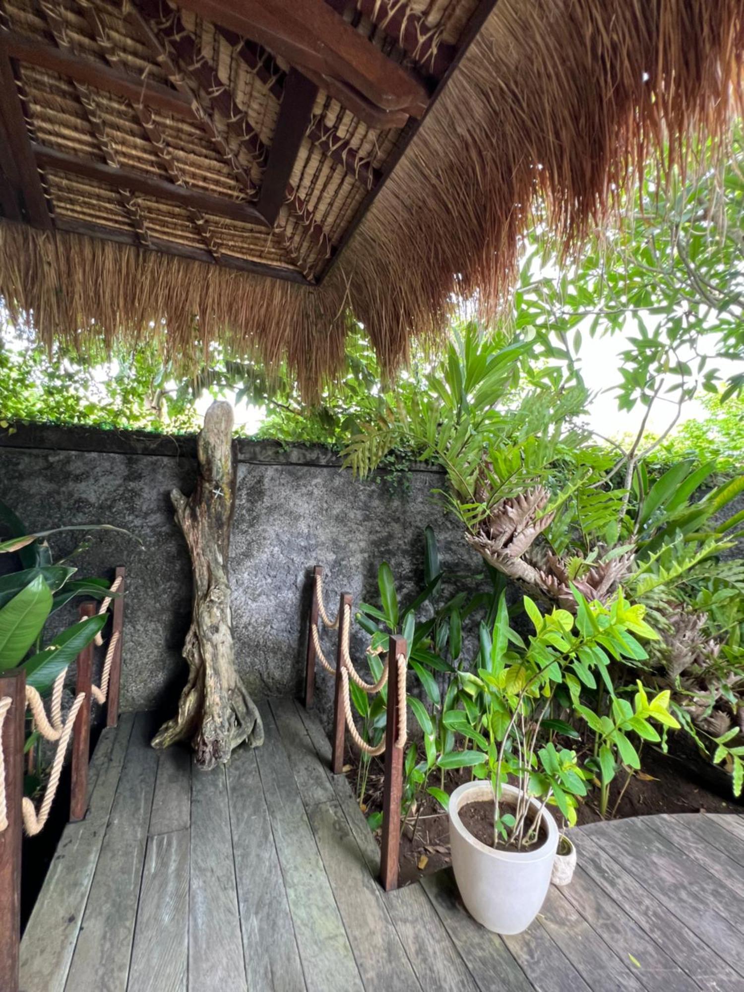 Breezy Point * Nusa Dua (Bali)