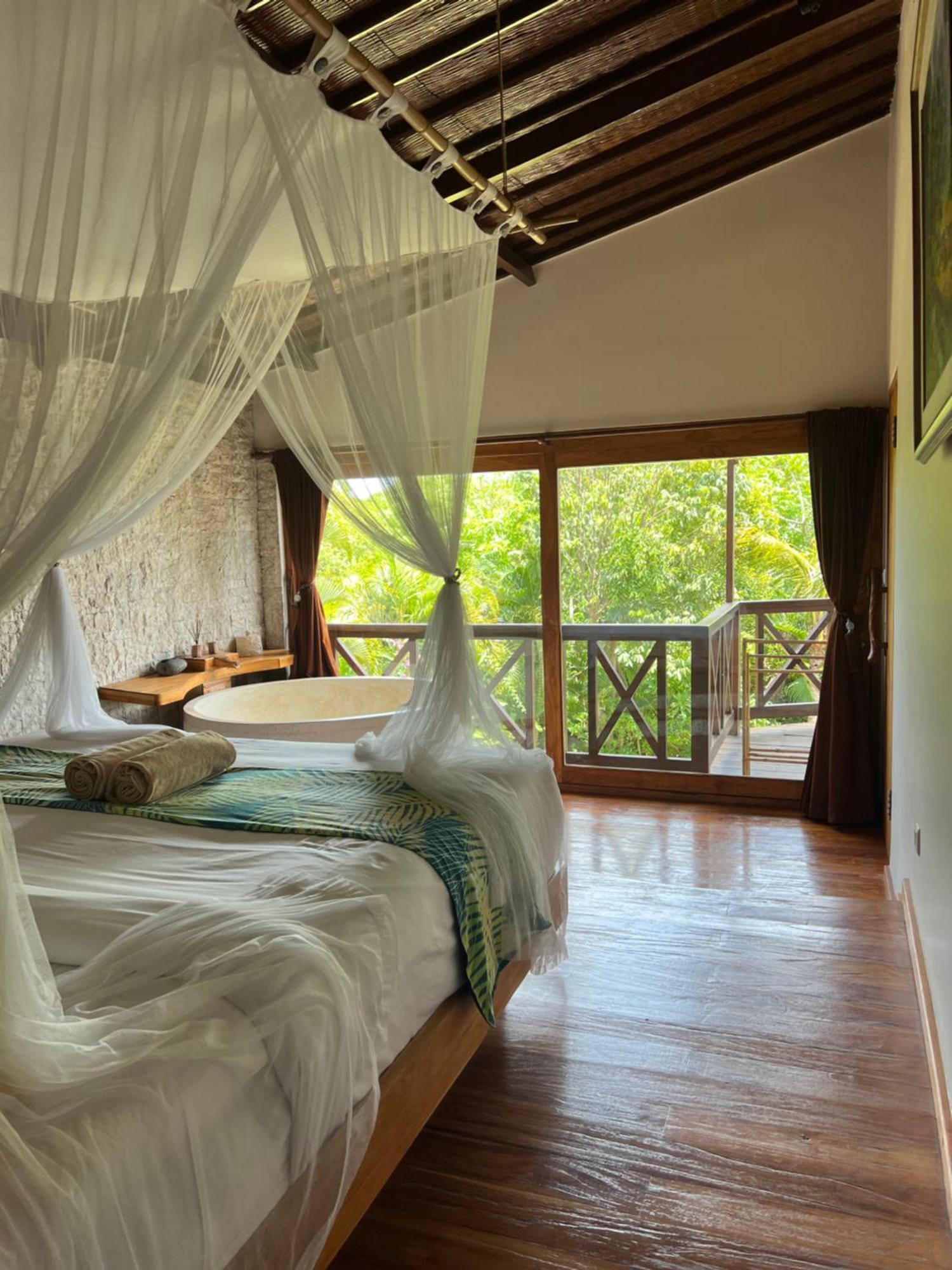 Breezy Point * Nusa Dua (Bali)