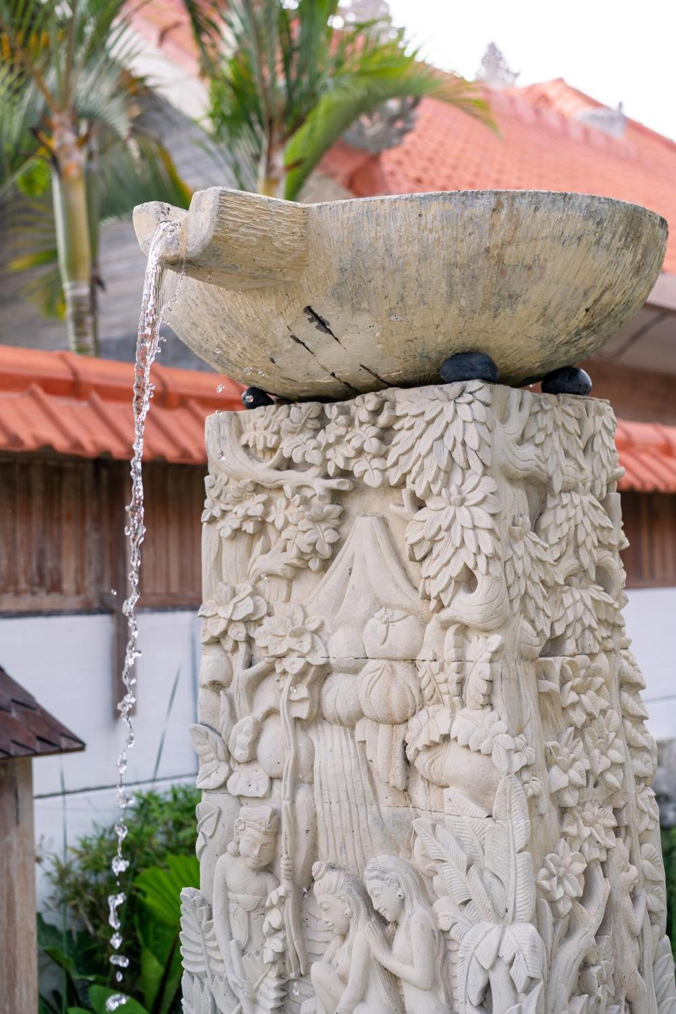 Asmara * Uluwatu (Bali)