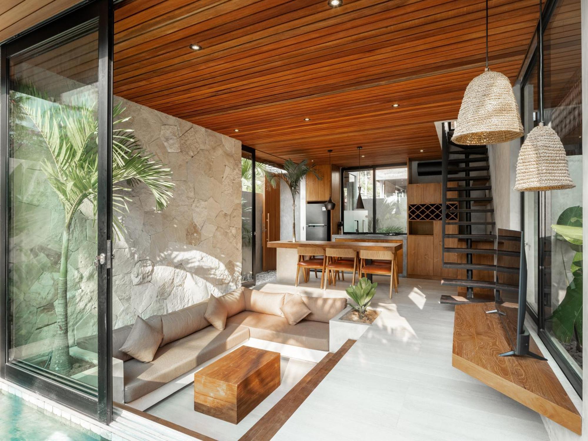 Blacksand Villa