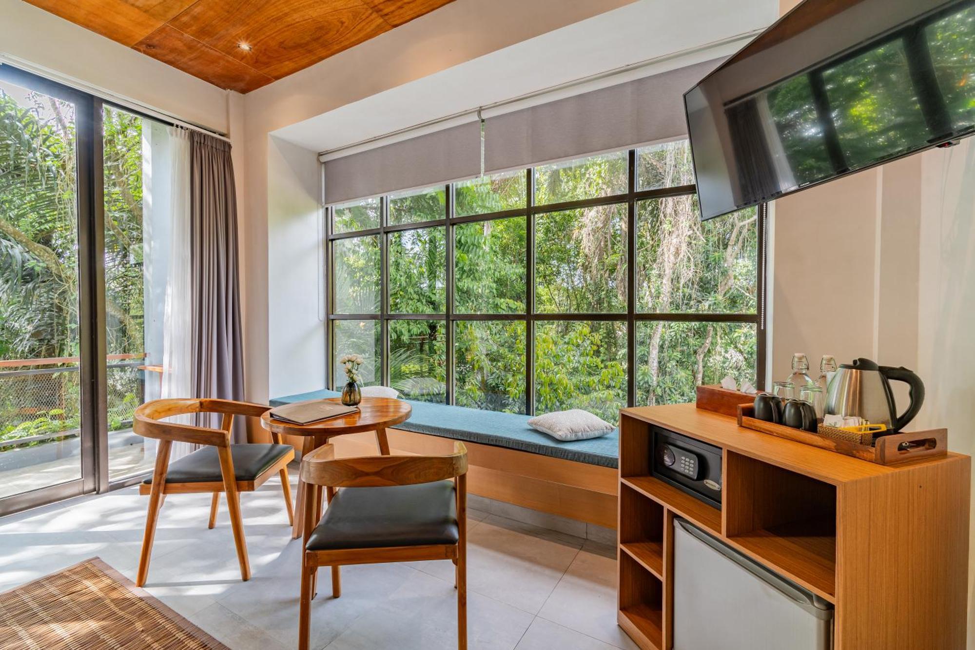 The Nani Guest house 3*