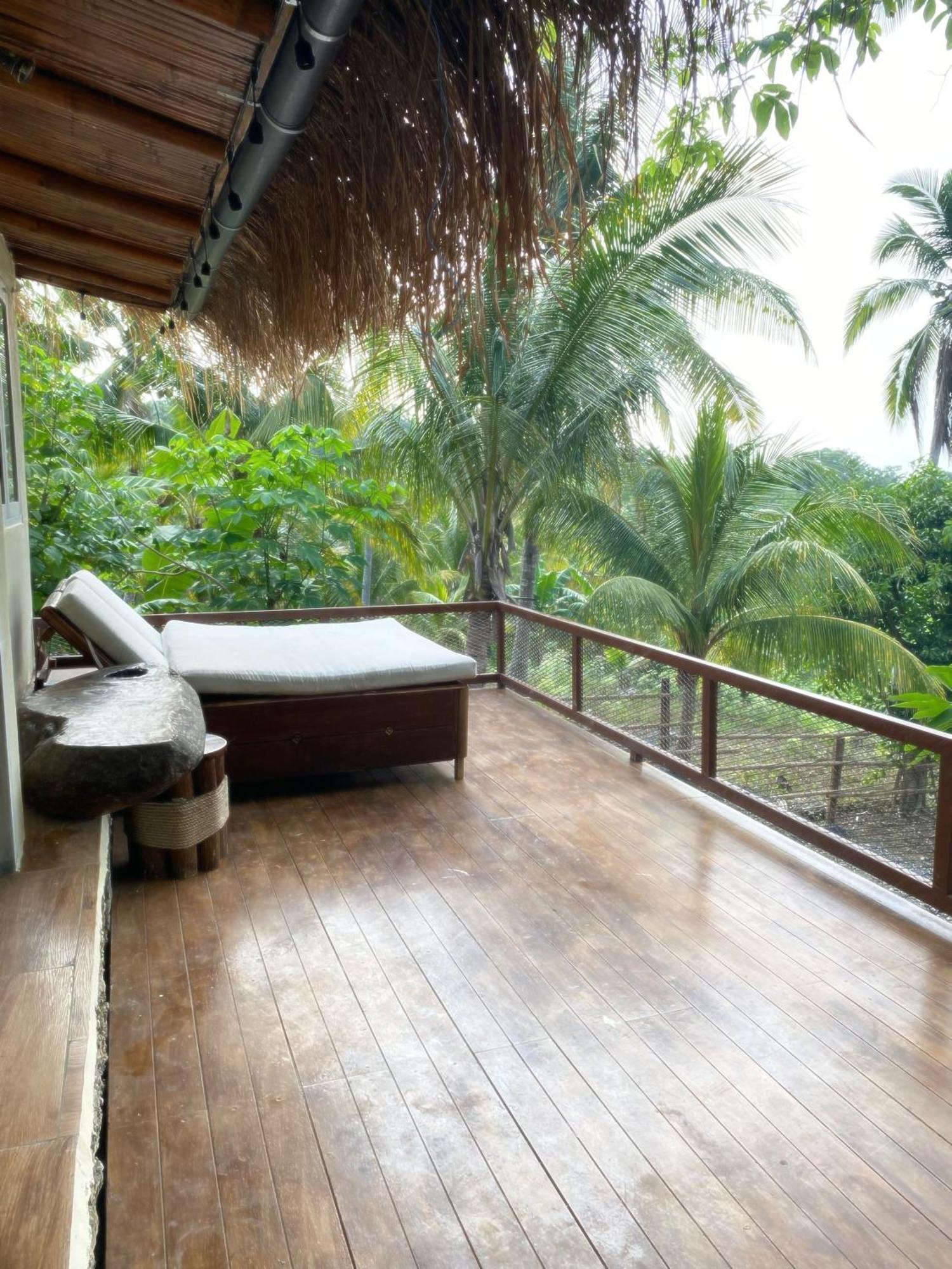 Lodge Gading Tree House *