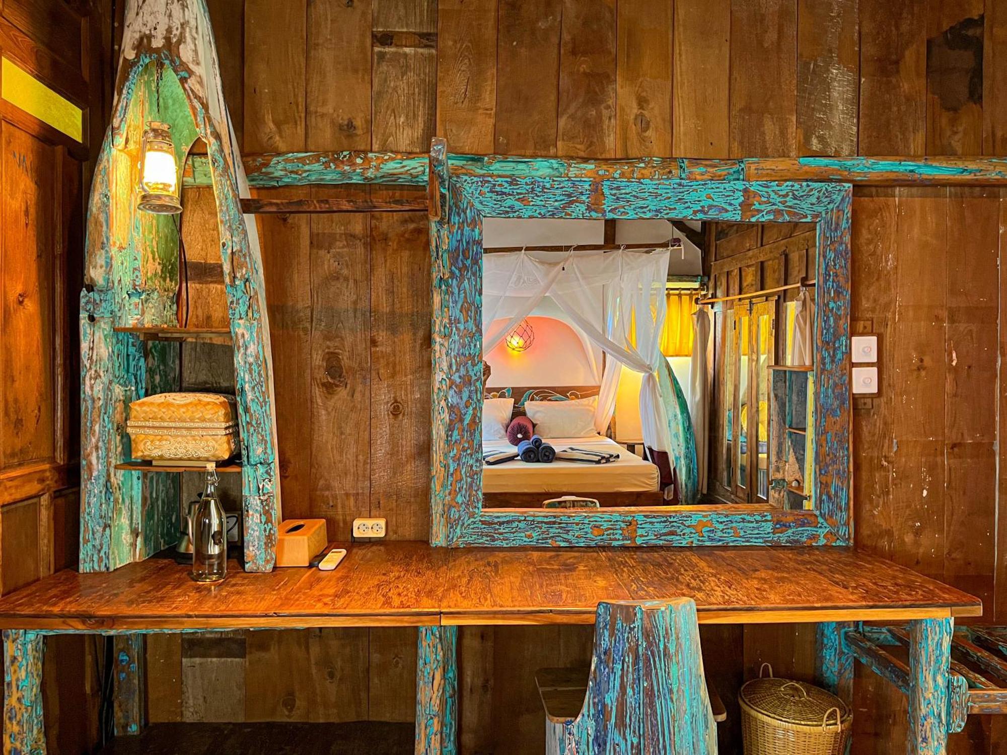 Hotel Blue Earth Village