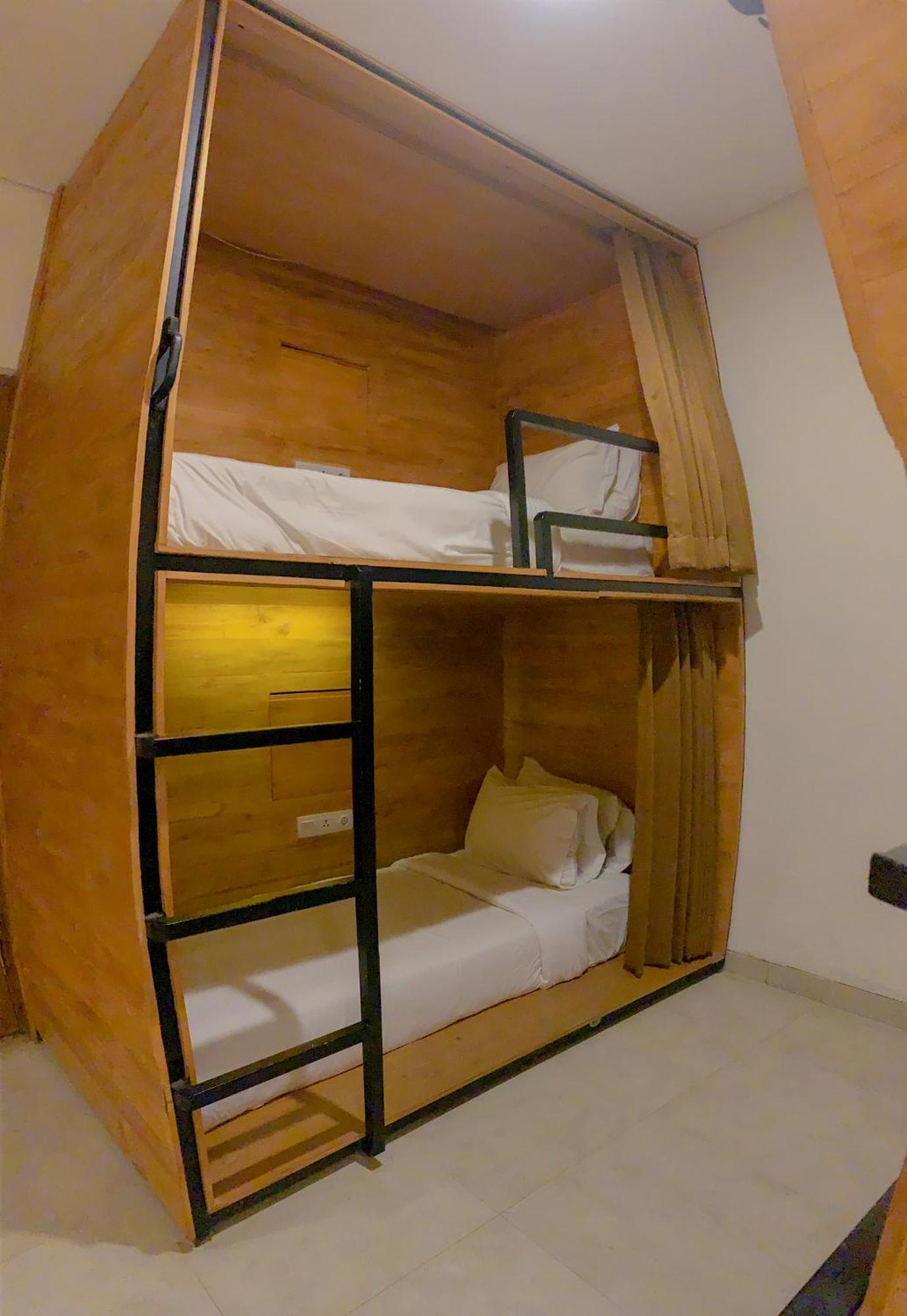 Dbeds Kuta Hostel *