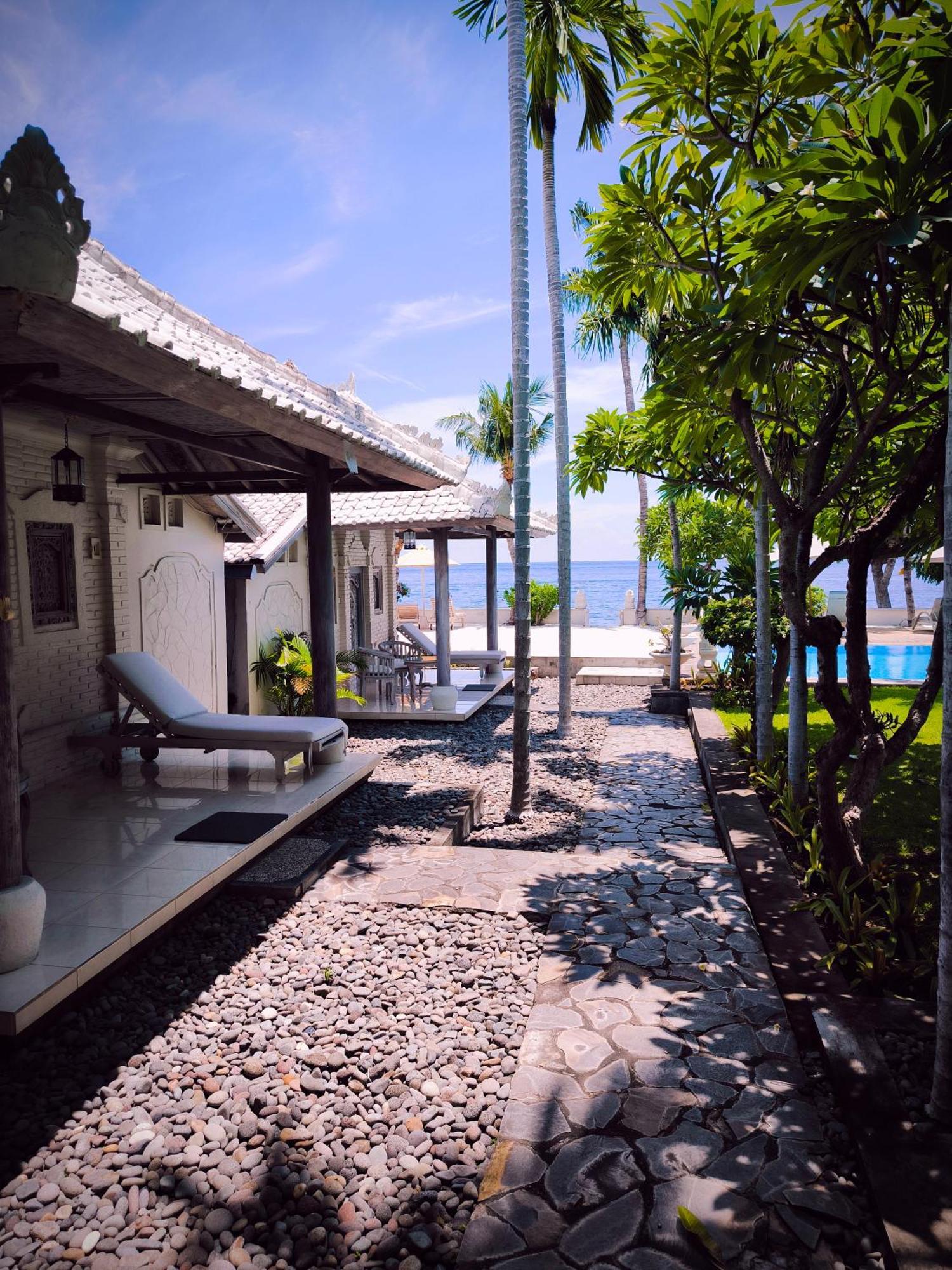 Resort Dhauteya *