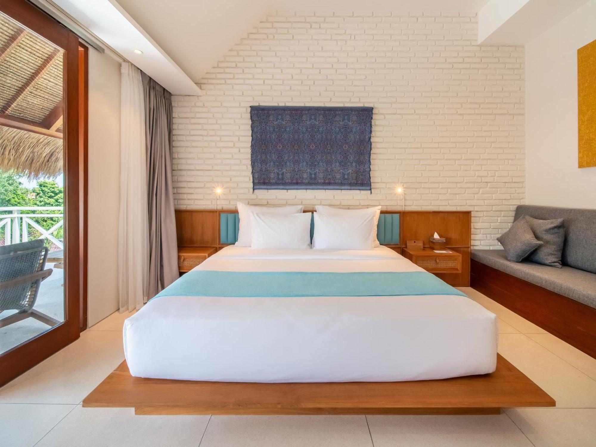 Ize By Lifestyleretreats Hotel 4*
