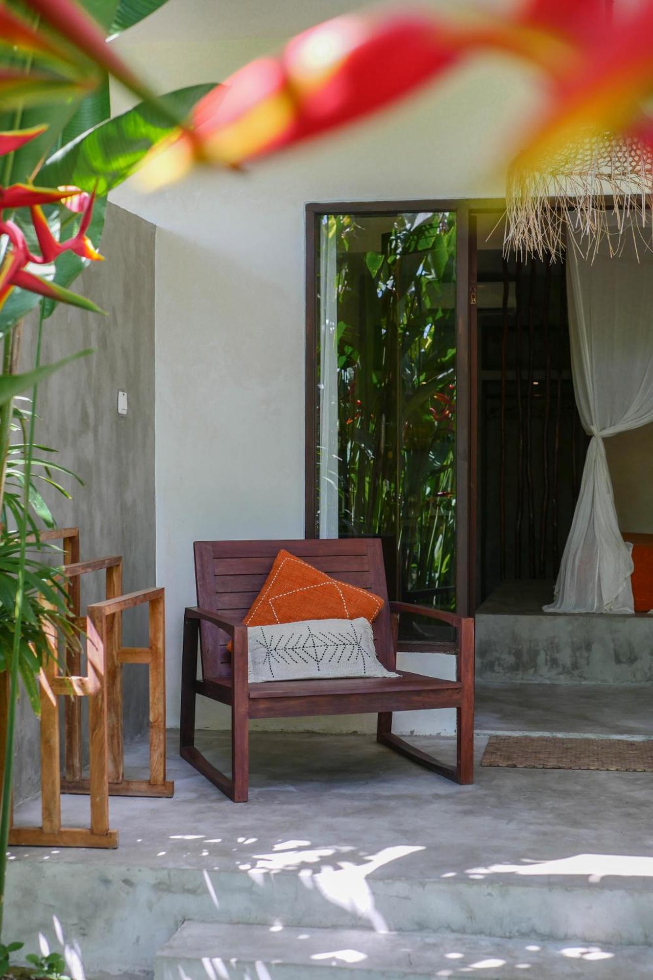 Village Bali Wisma tamu 4*