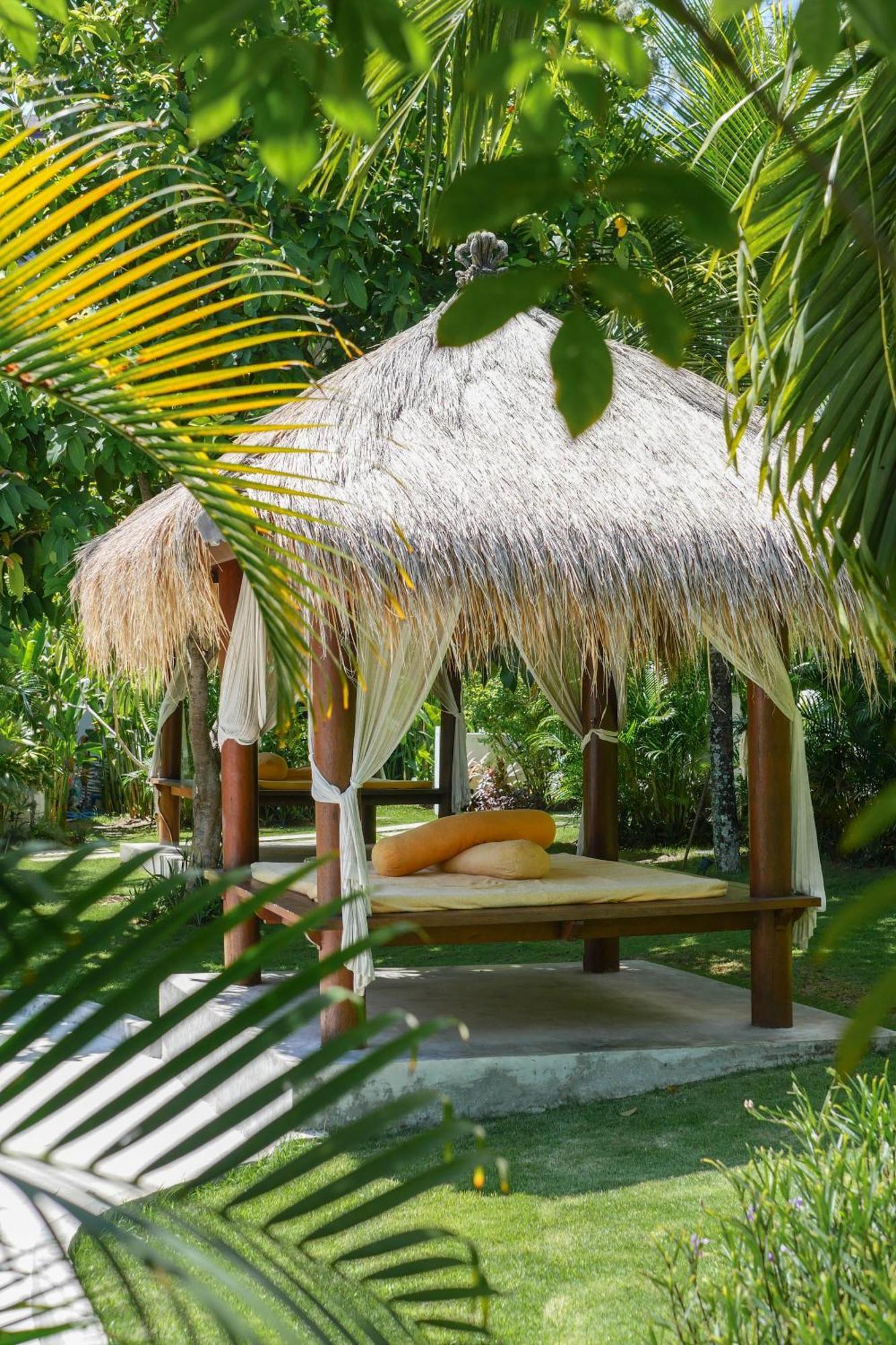 Village Bali Wisma tamu 4*