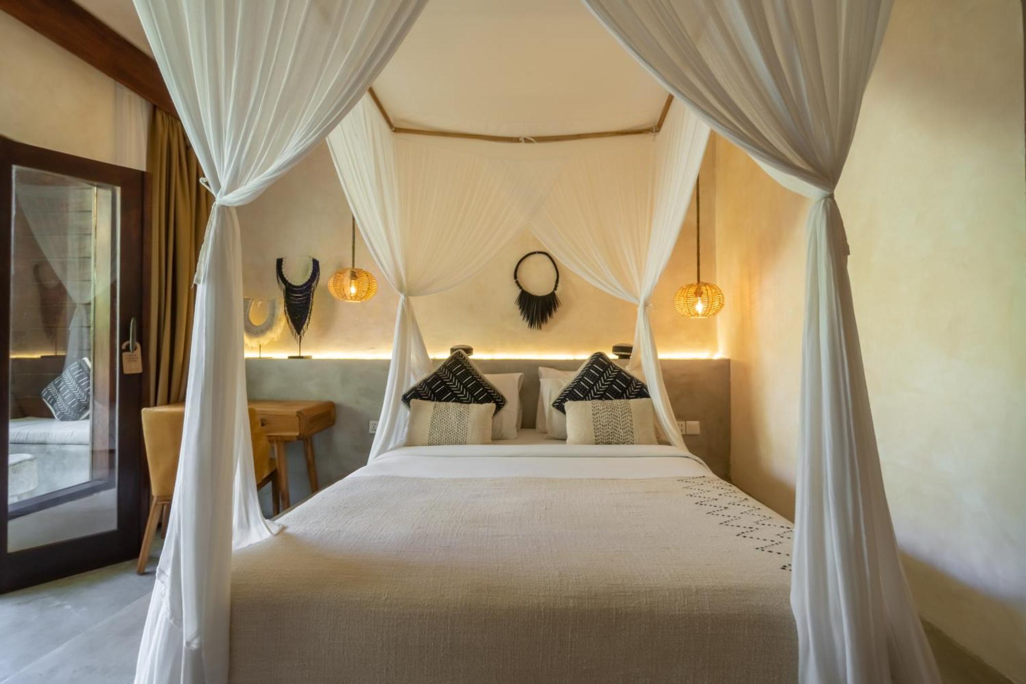 Village Bali 4*