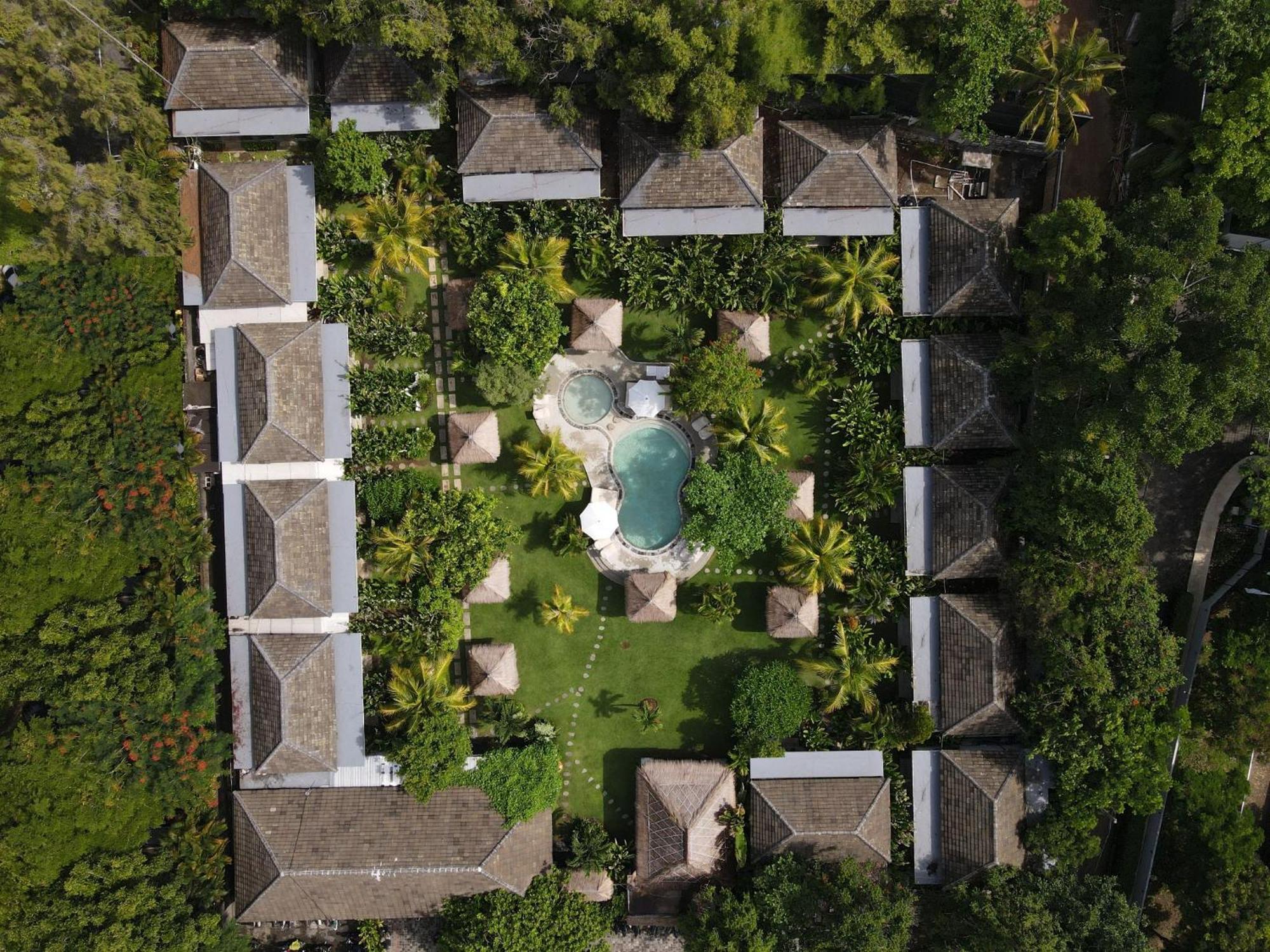 Wisma tamu Village Bali 4*