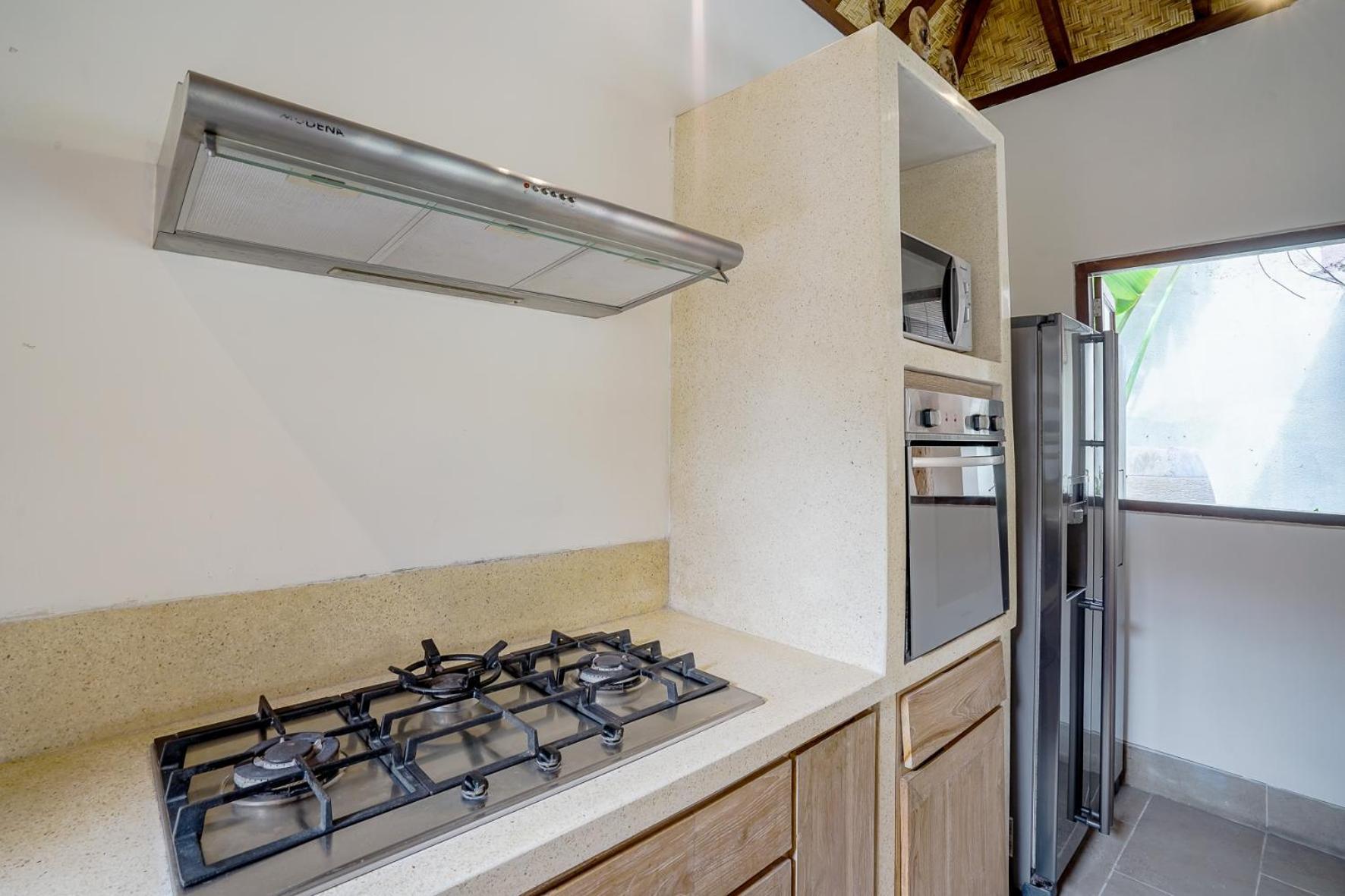 Cira - 5 Bedrooms Private Next To *