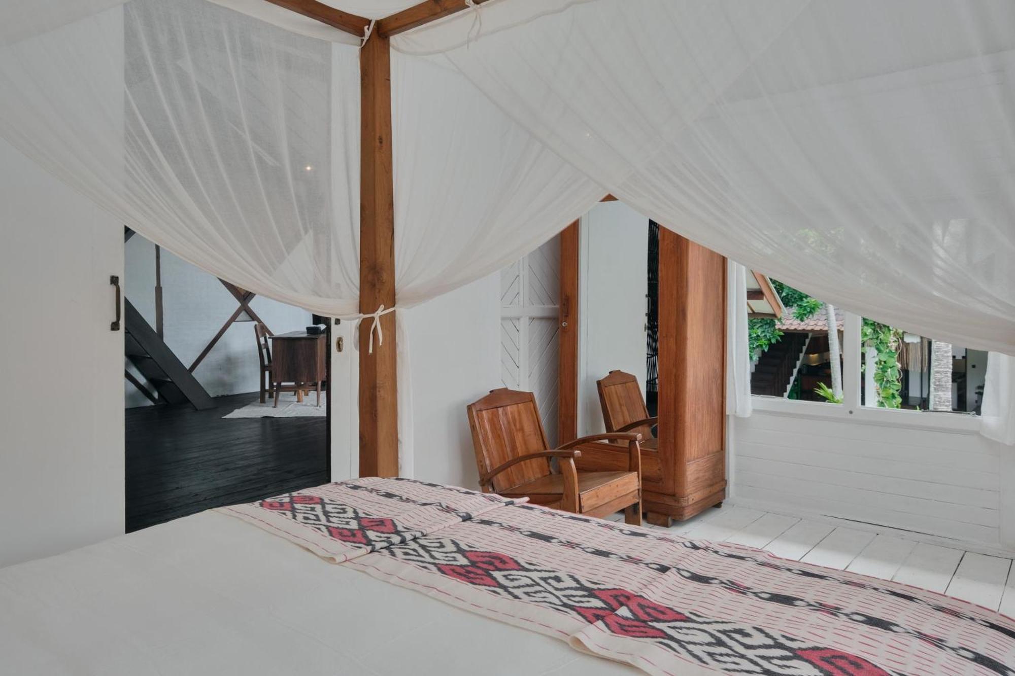 Nativ Living Legian 6br 16px Big Group Walk To 66 Villa Seminyak (Bali)