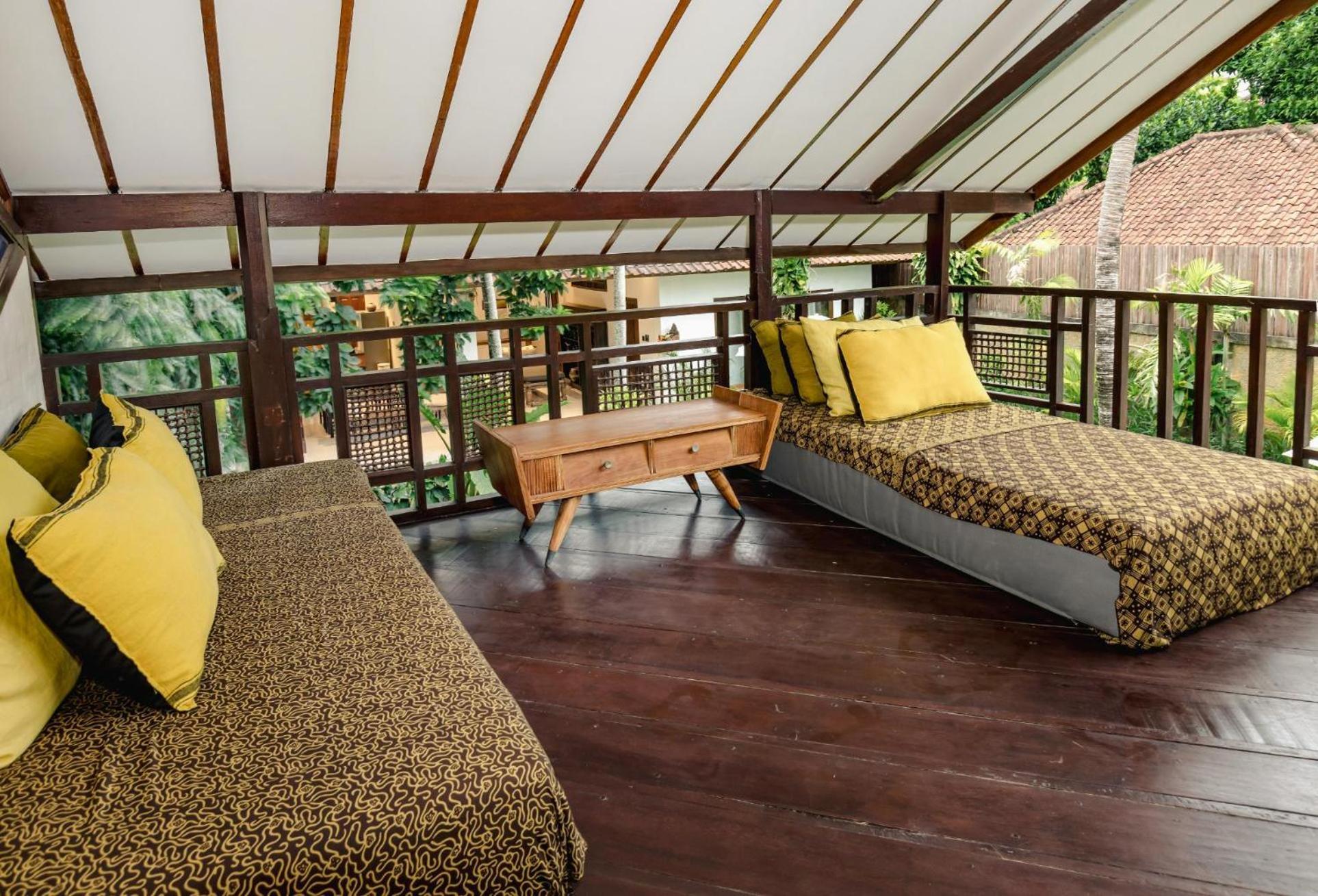 Villa Nativ Living Legian 6br 16px Big Group Walk To 66