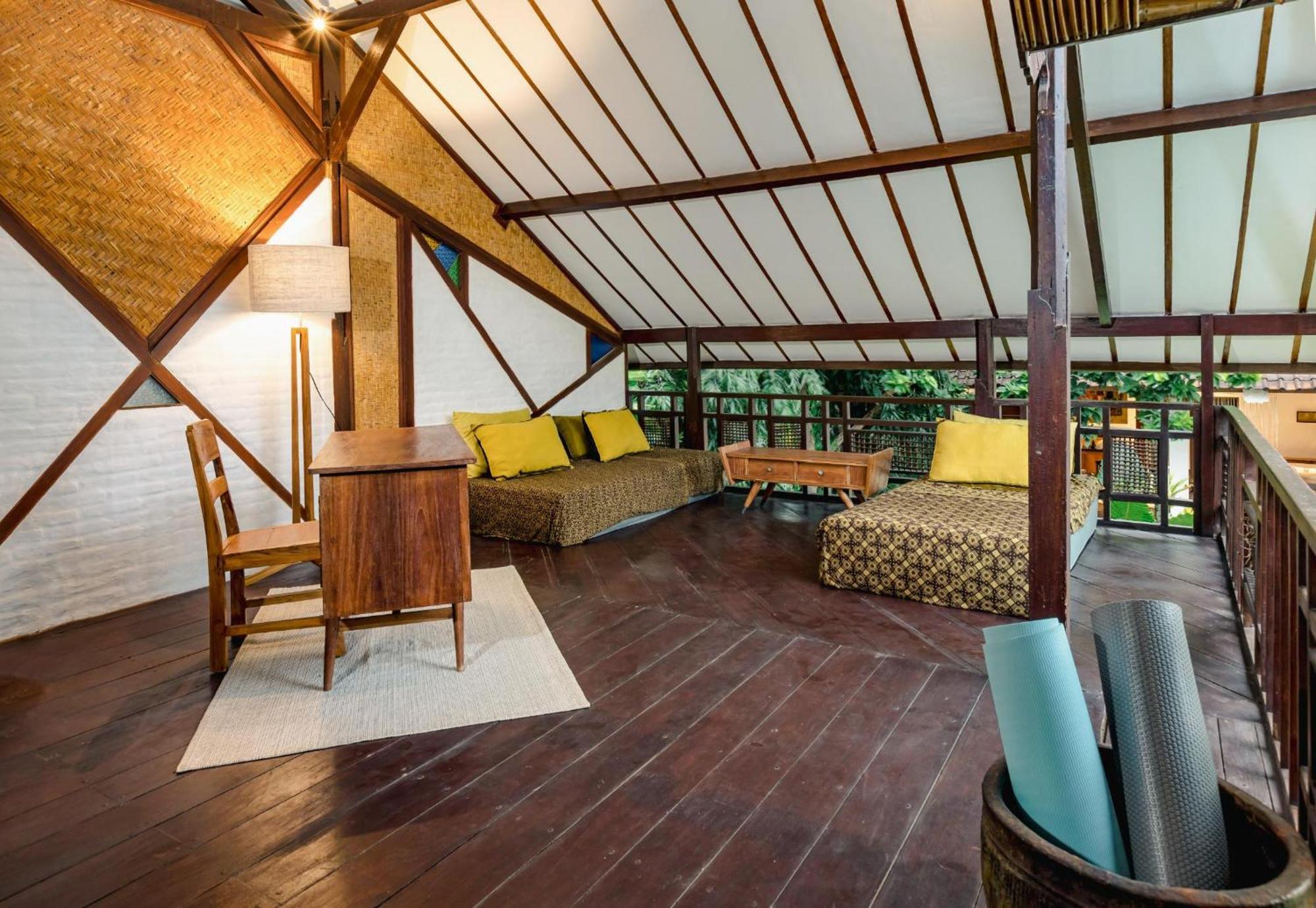 Villa Nativ Living Legian 6br 16px Big Group Walk To 66