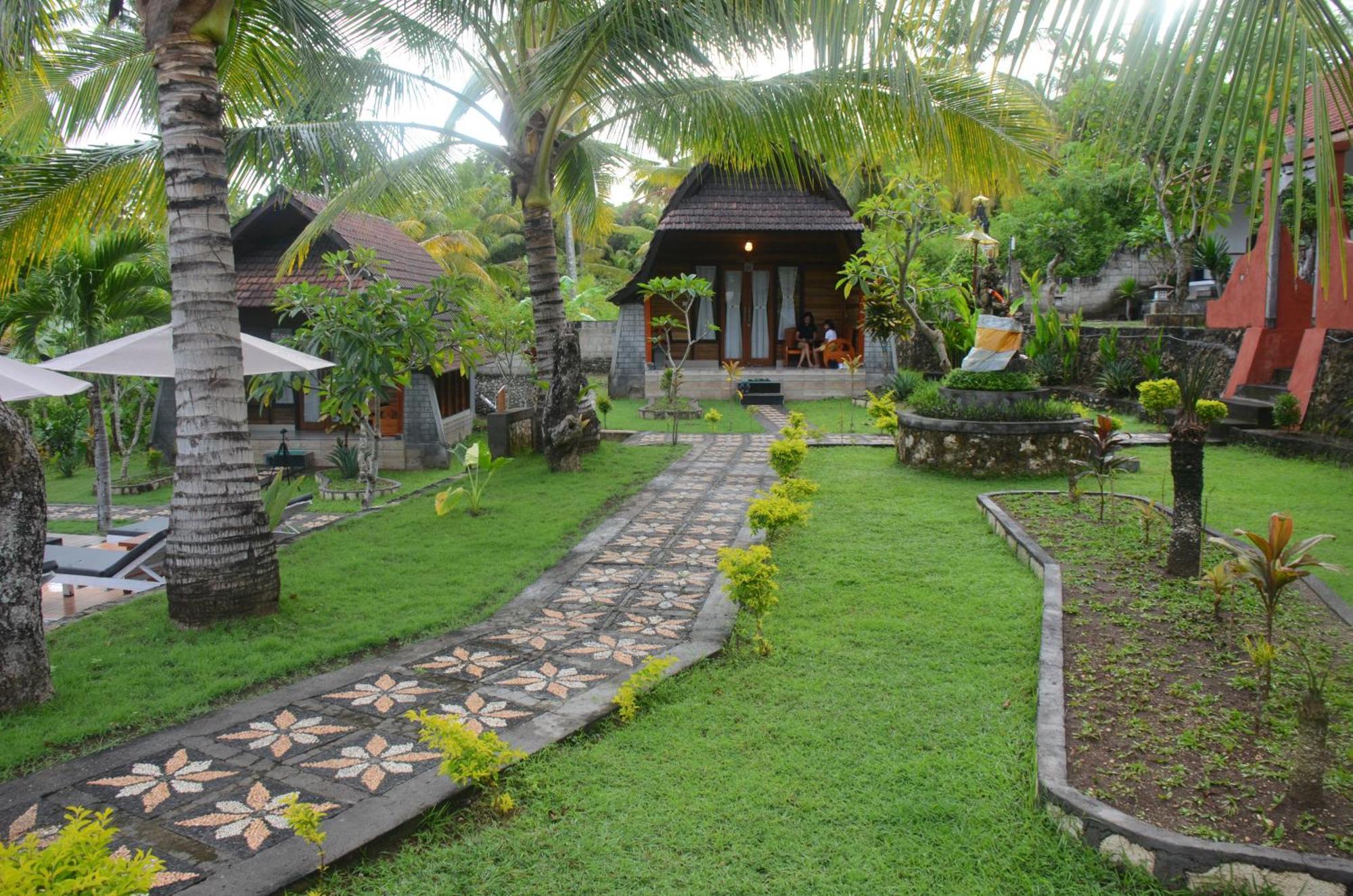 Mamaras Holiday park 3*