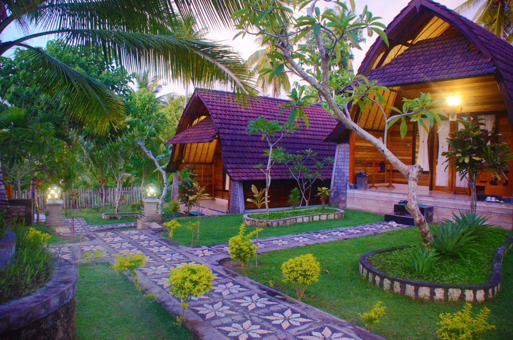 Holiday park Mamaras 3*