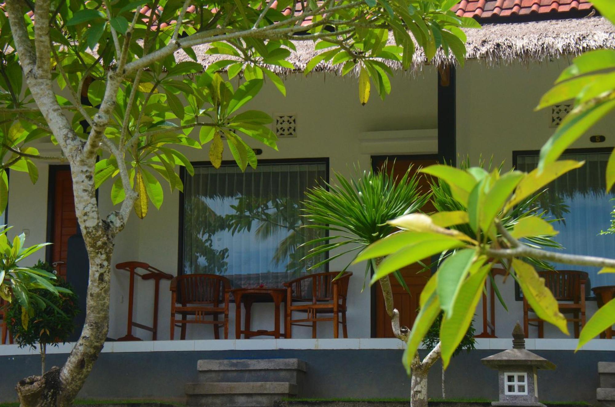 Mamaras Holiday park 3*