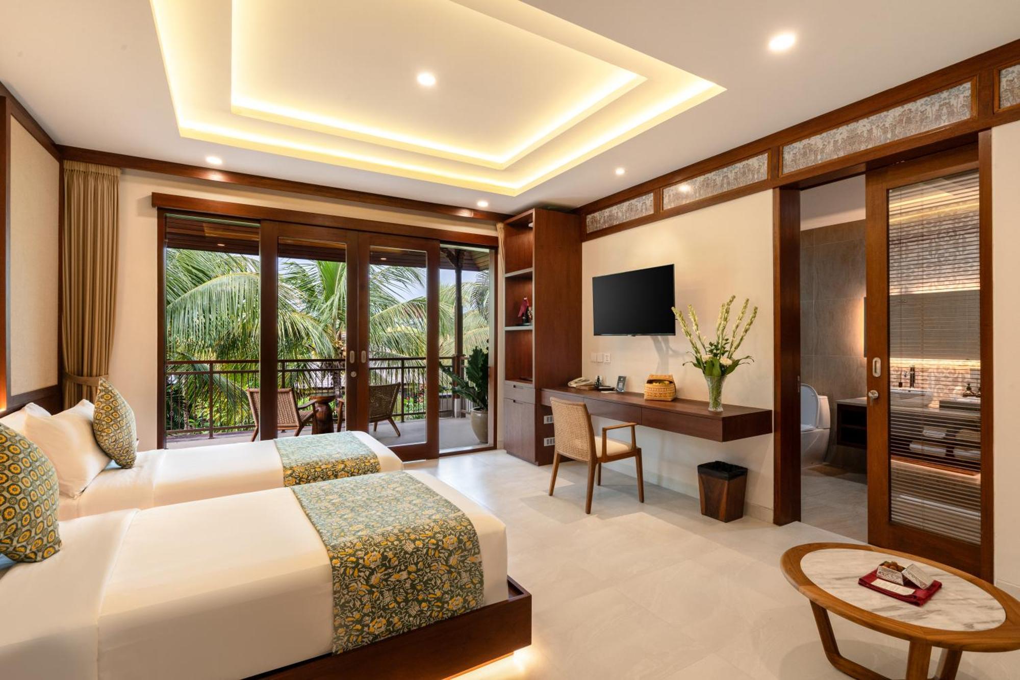 Svarga Bebek Resort 4*