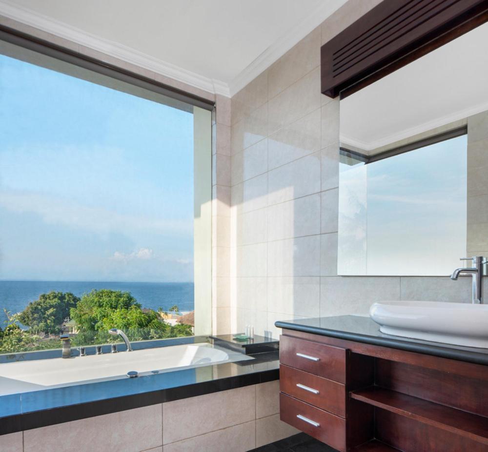Blue Point And * Uluwatu (Bali)