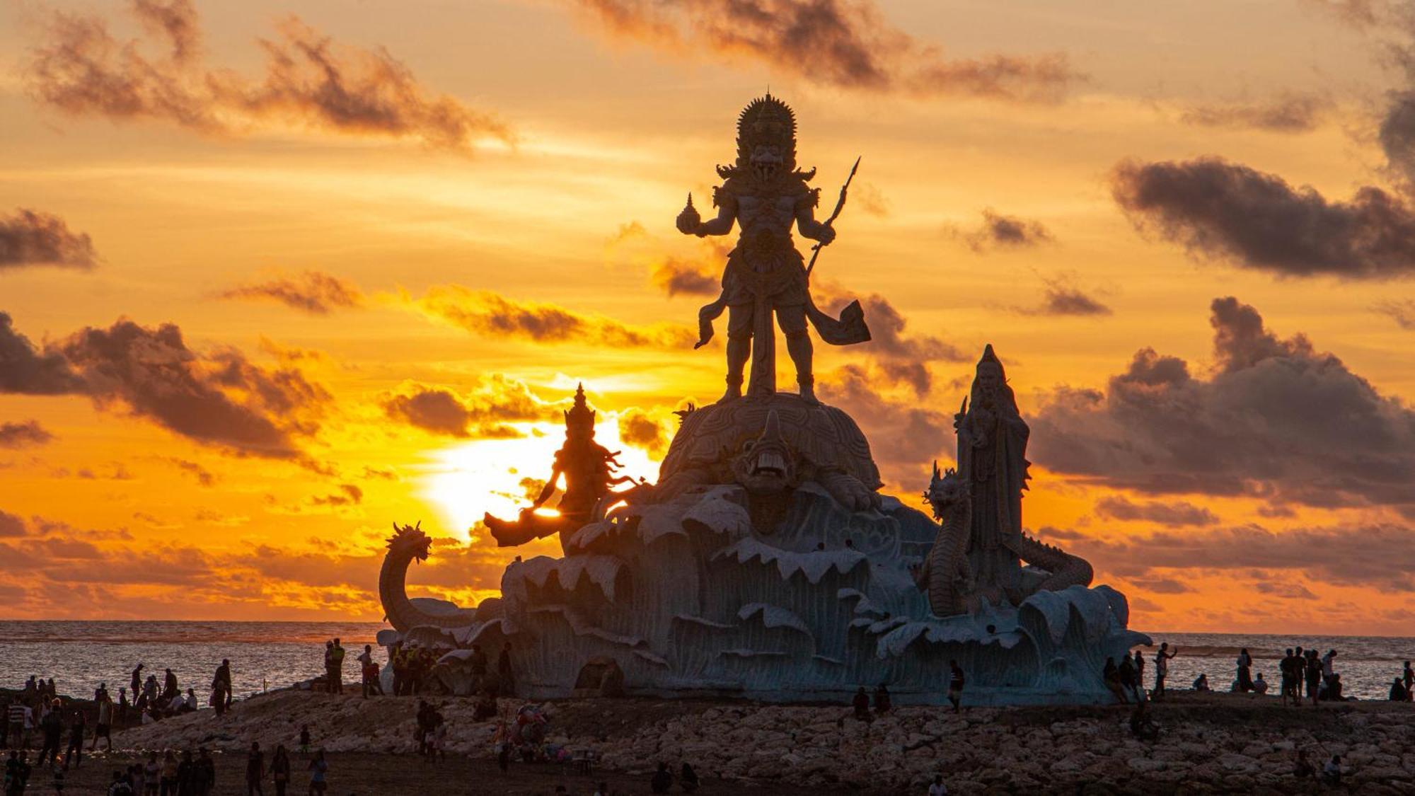 Holiday Baruna Bali By Ihg Resort 5*