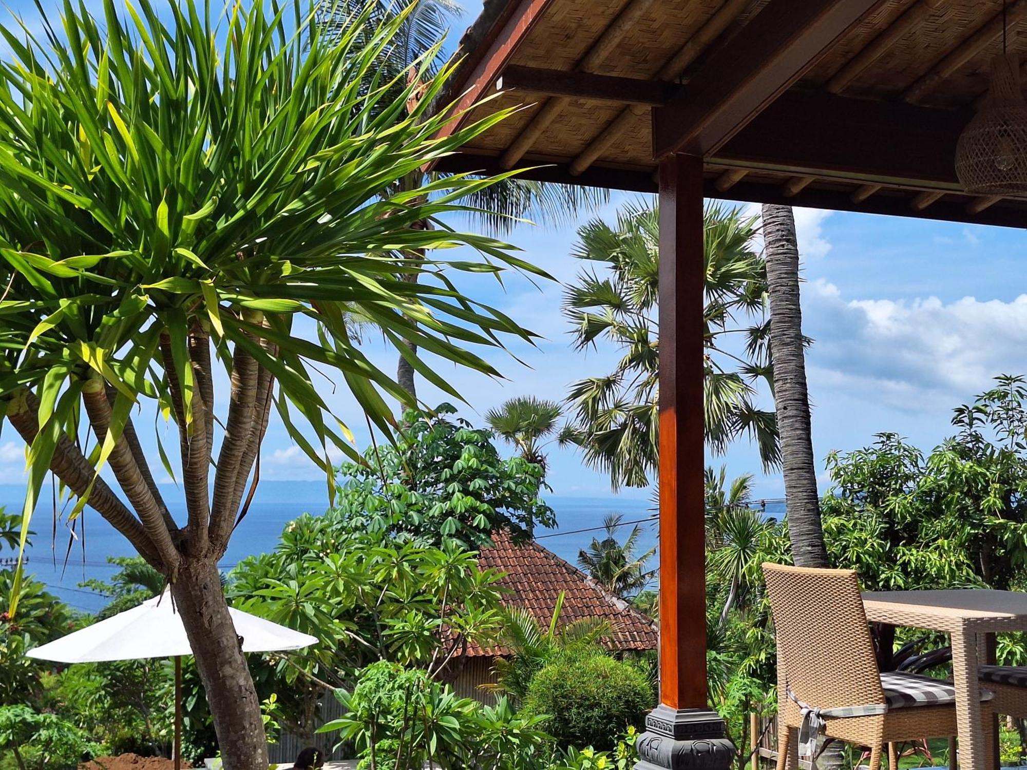 Frangipani & Restaurant Guest house 2*