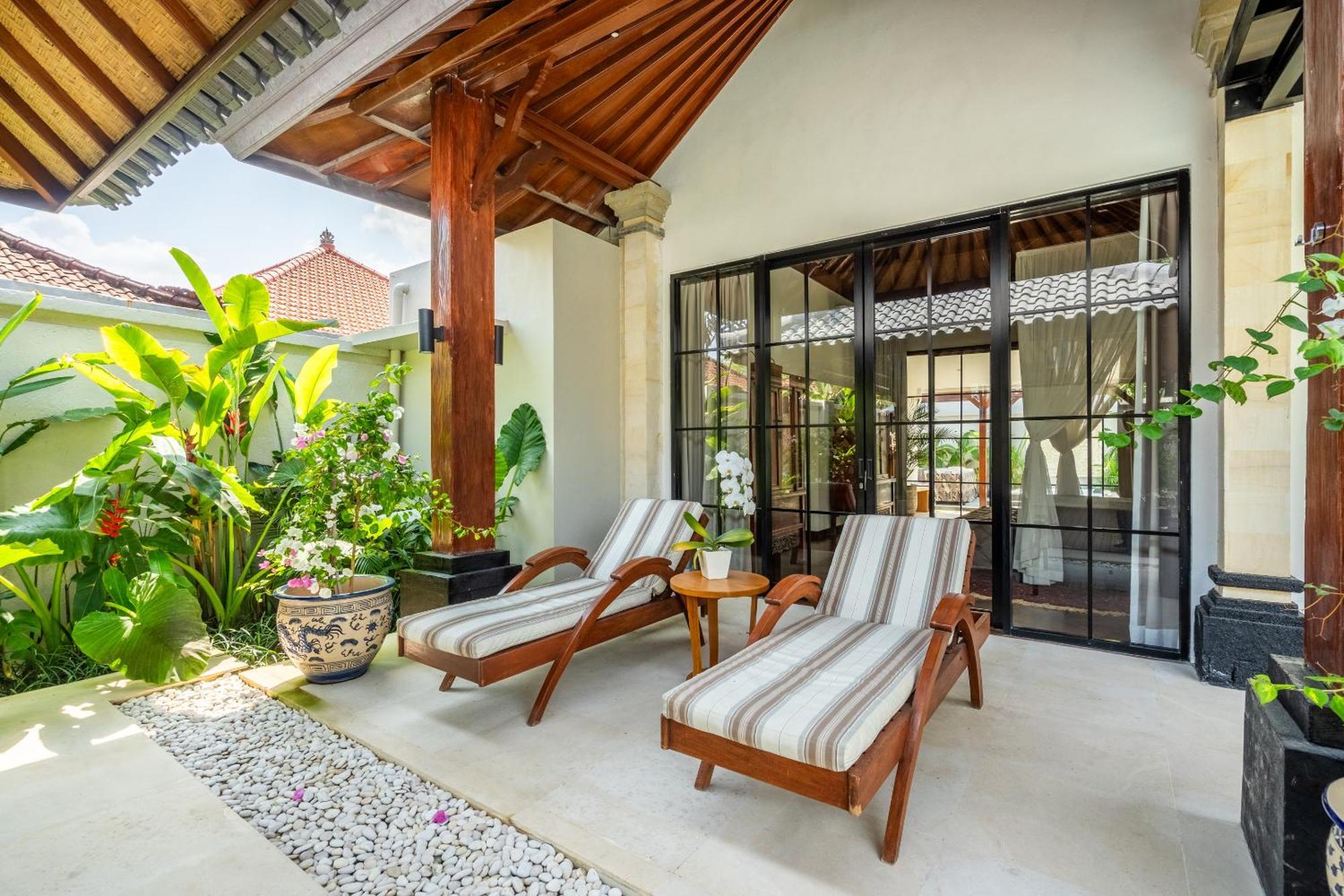 Tranquility Manor Bali Villa *